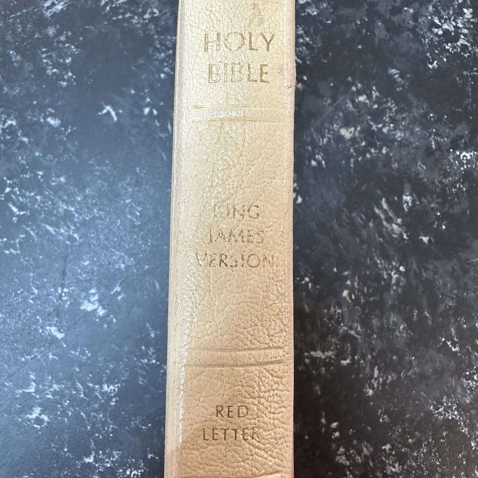 White KING JAMES VERSION HOLY BIBLE Red Letter by Thomas Nelson w/zipper Cross