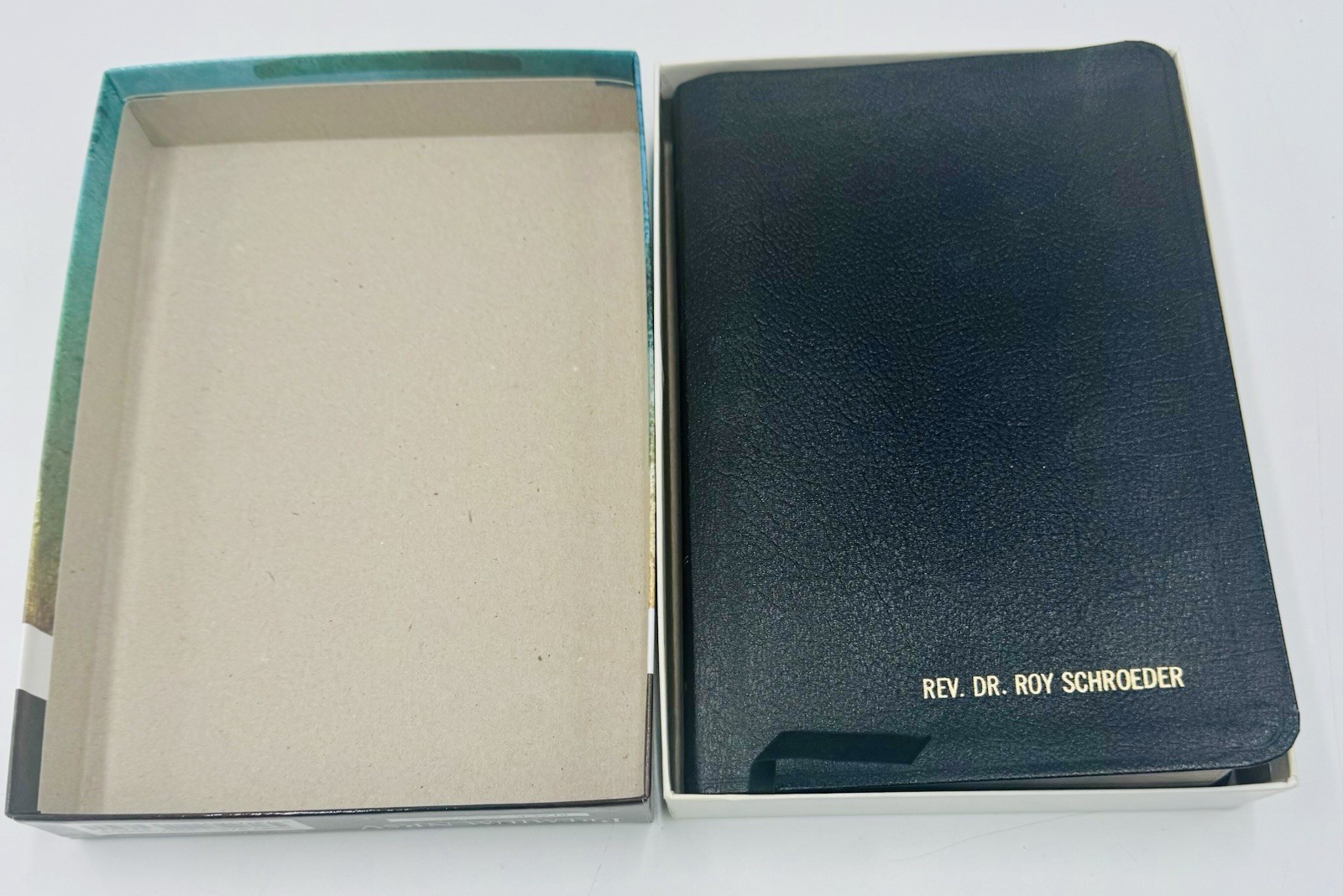 Premium Bible-NRSV (Leather / Fine Binding)