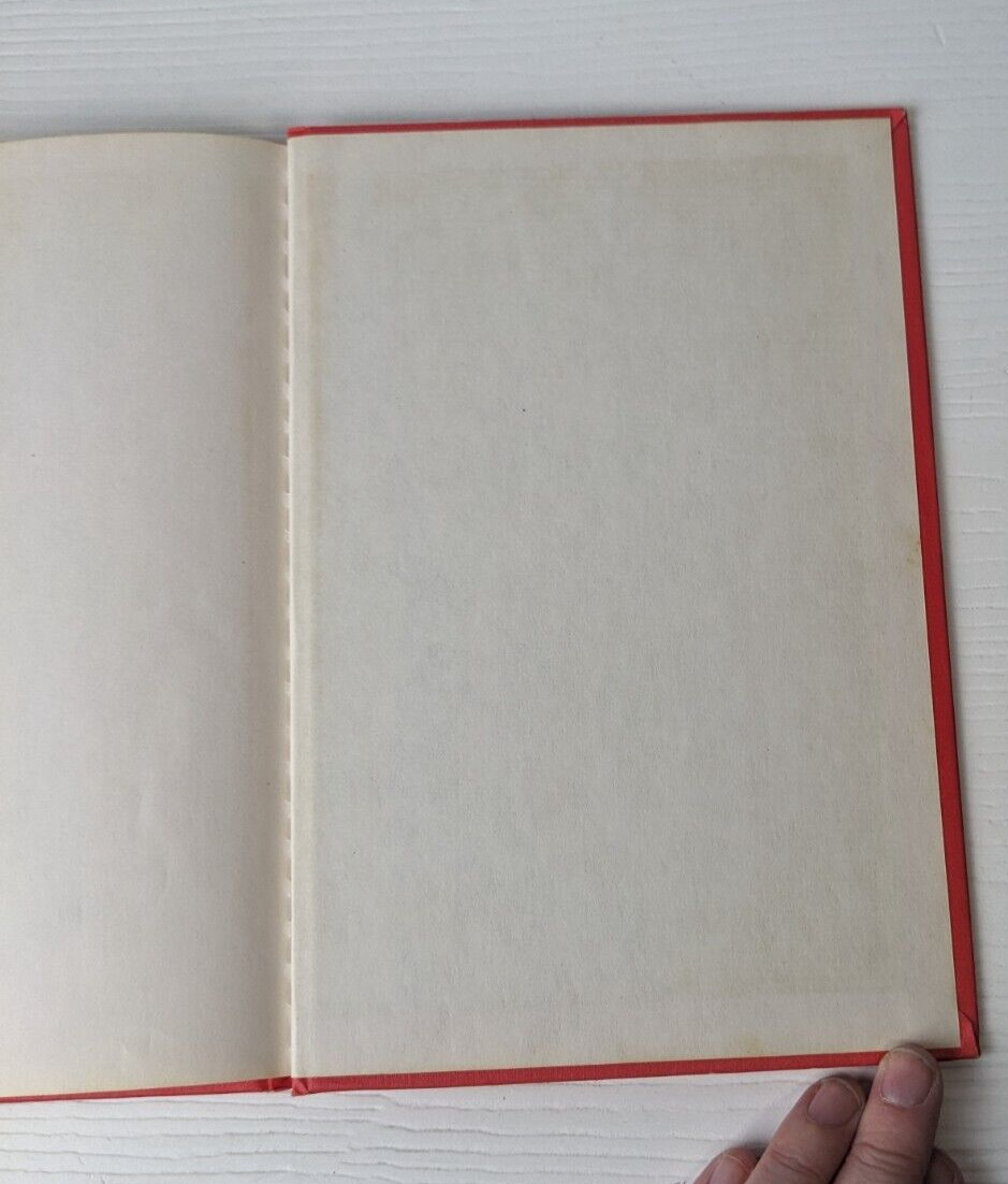 Vtg 1966 Children’s Hardcover Snoopy and the Red Baron Weekly Reader Book Club
