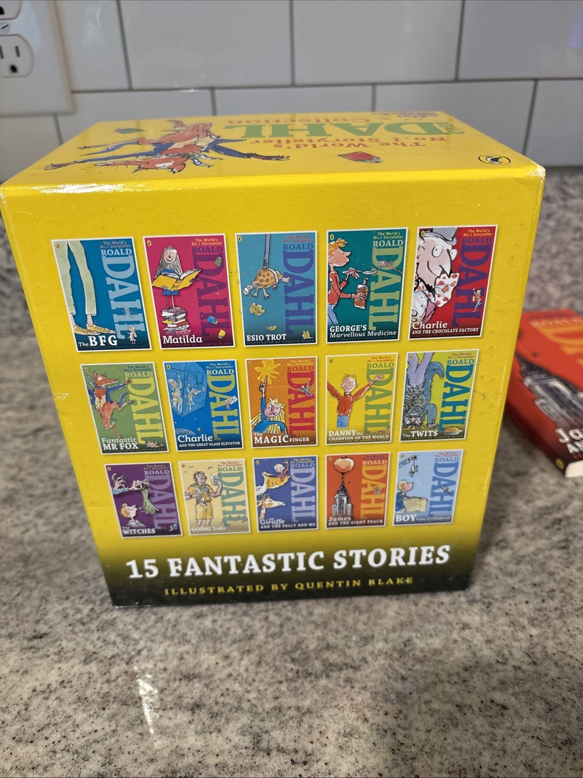 Roald Dahl Collection by Roald Dahl (Trade Paperback / Trade Paperback)