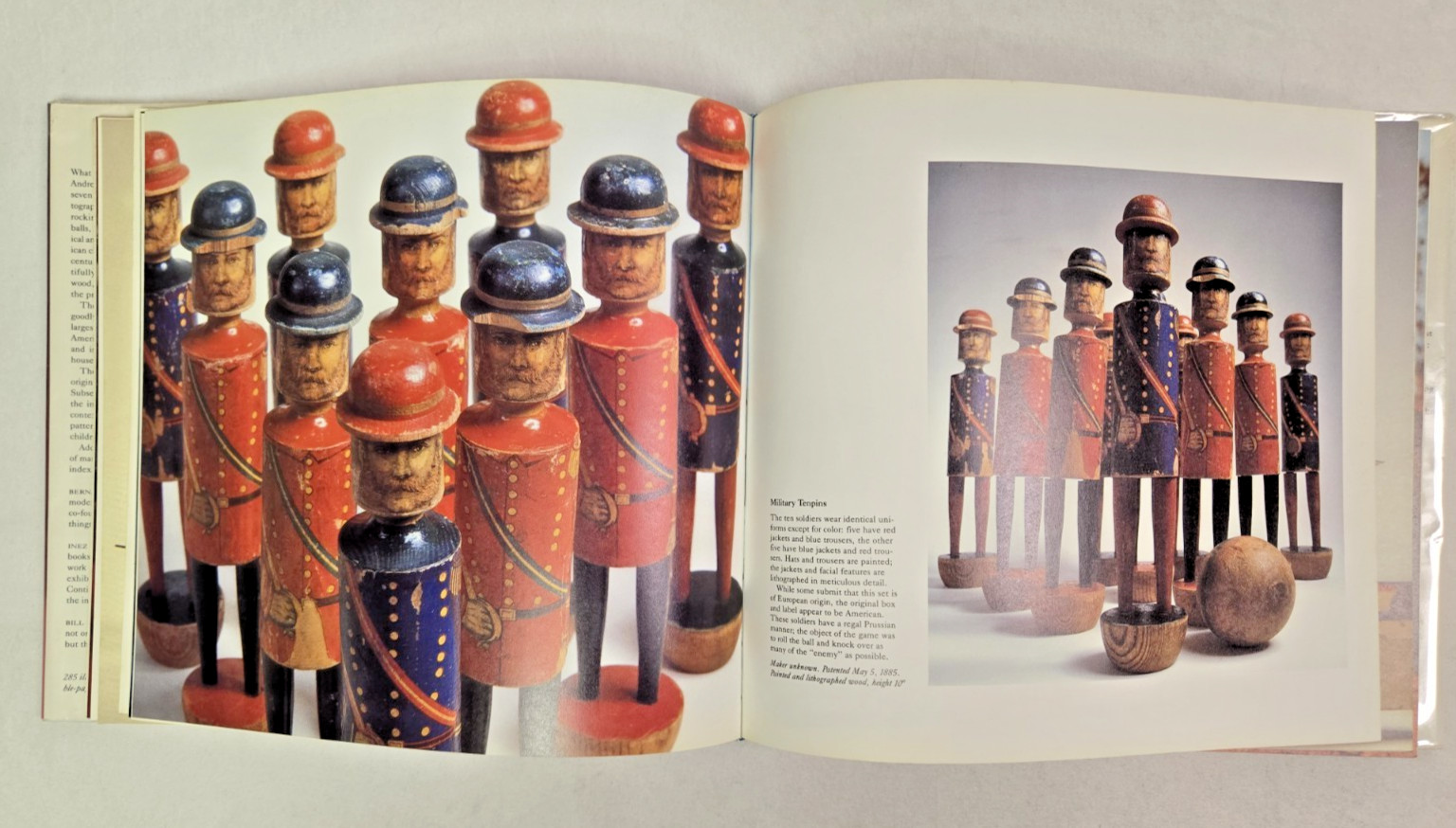Beautiful Large Coffee Table Book “American Antique Toys” 282 Pages Near Mint