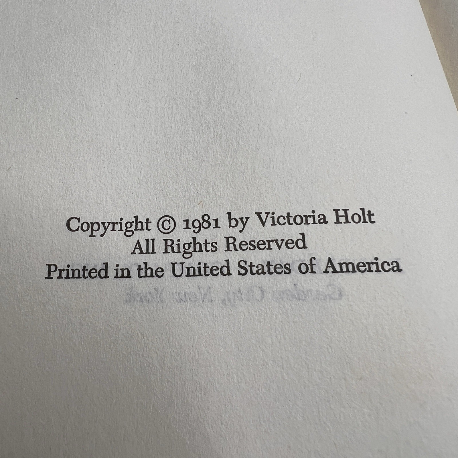 The Judas Kiss Hardcover Victoria Holt Historical Romance Gothic Suspense VTG