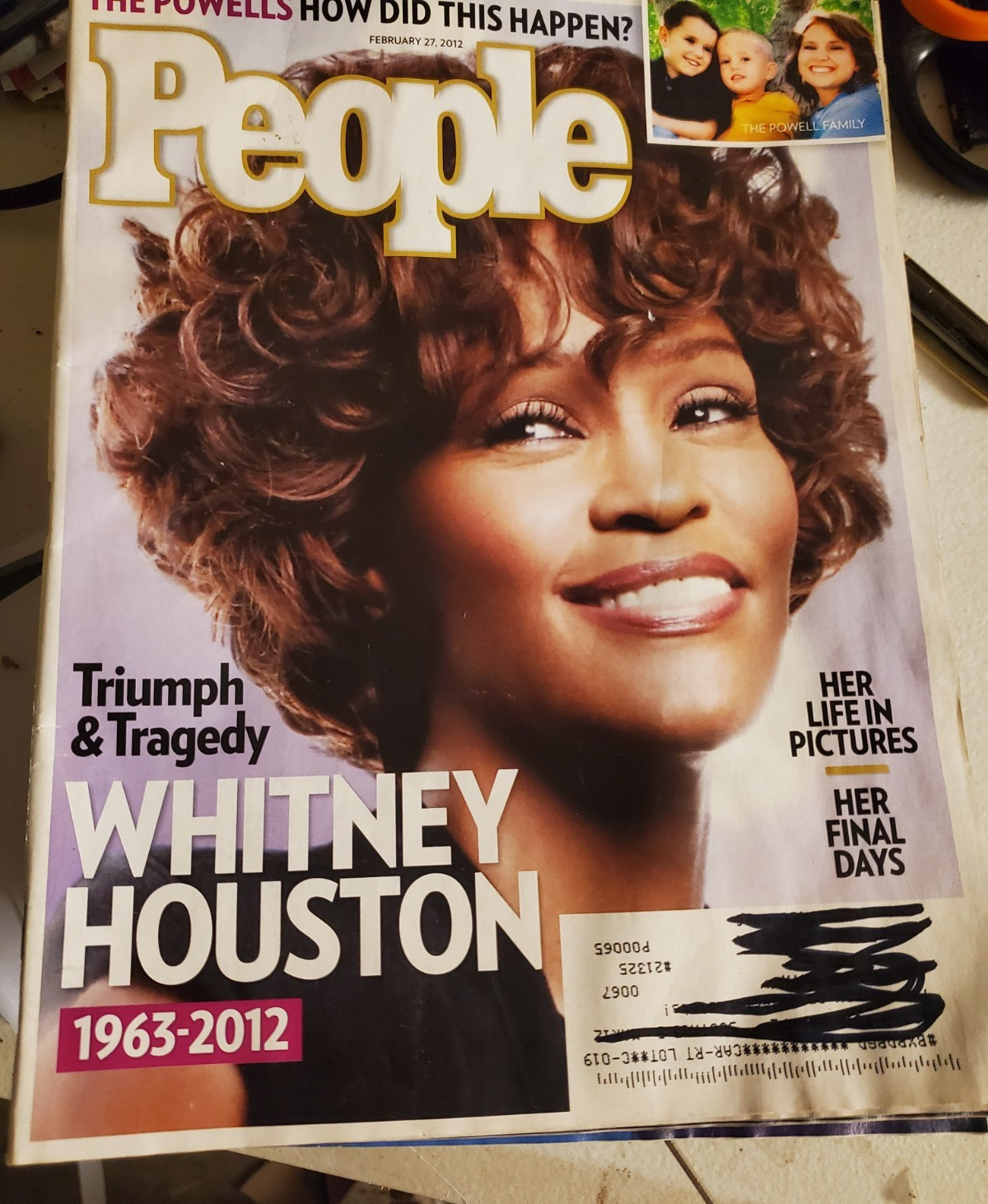 PEOPLE MAGAZINE- FEBRUARY 27,2012 – WHITNEY HOUSTON TRIBUTE -PICTURES -LOW PRICE