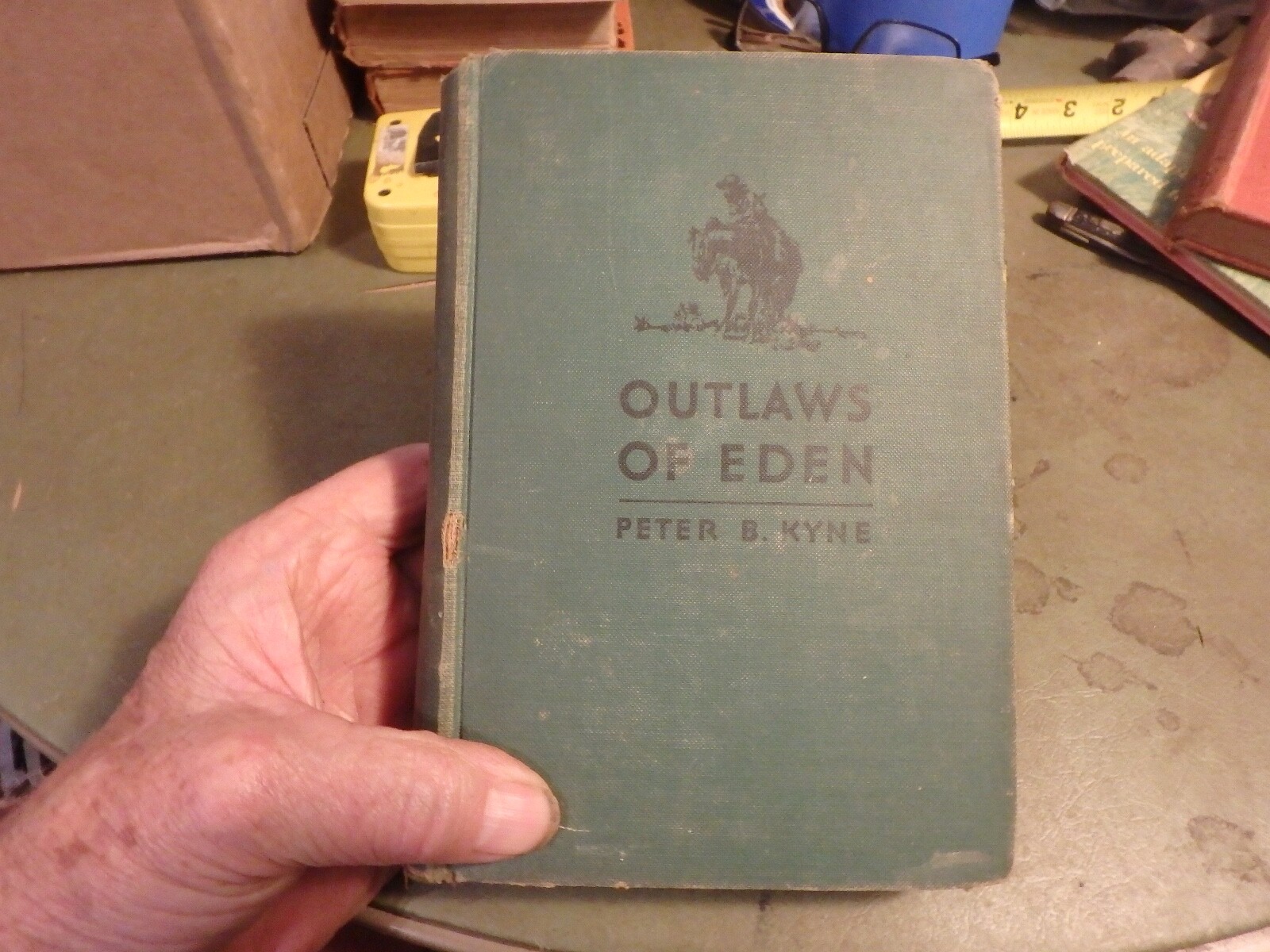 2H- 1930 edition- HB- OUTLAWS of EDEN by Peter B. KYNE -341 pages