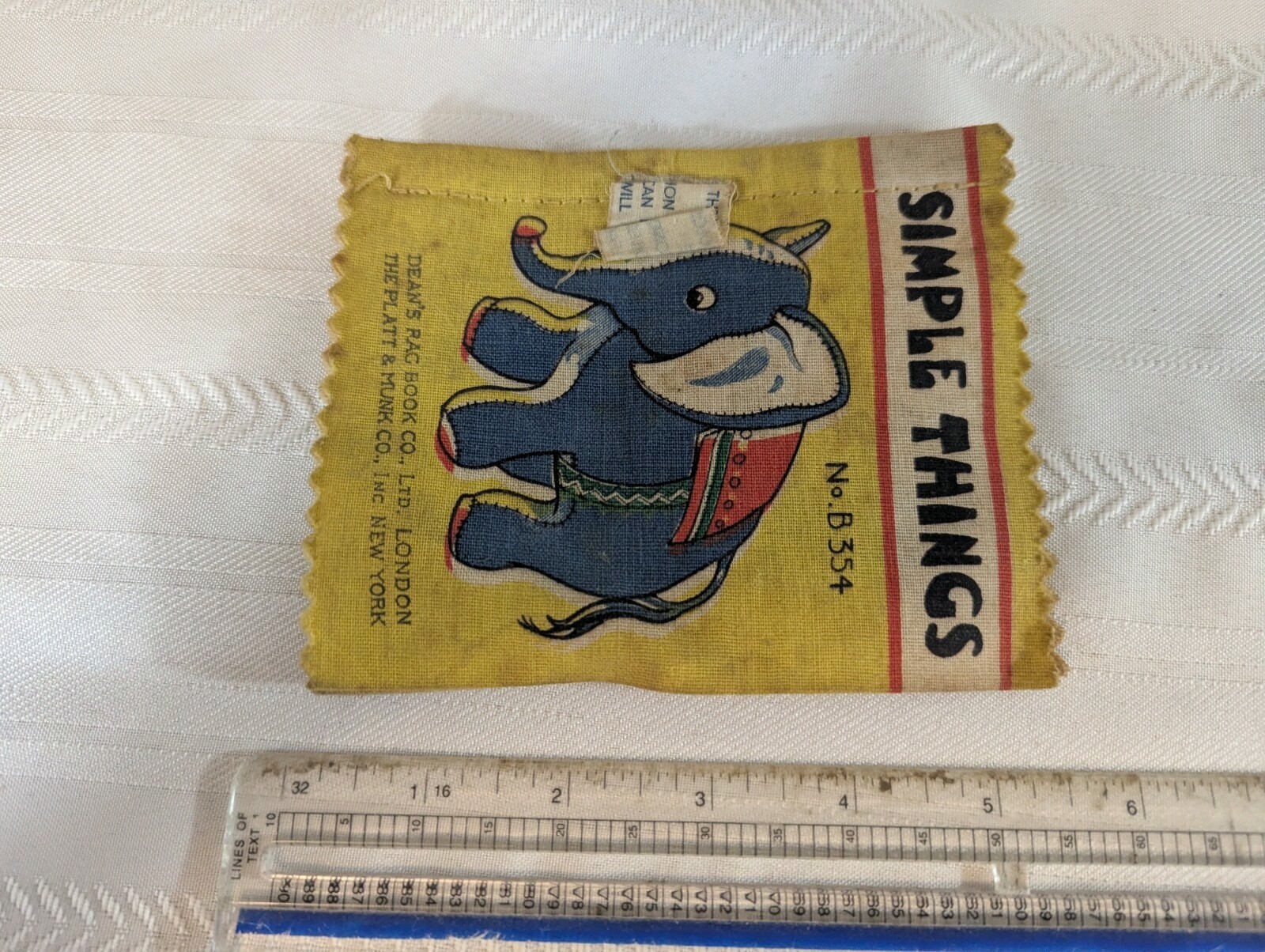 Simple Things Rag Book Dean’s Rag Book Co. London 5″L