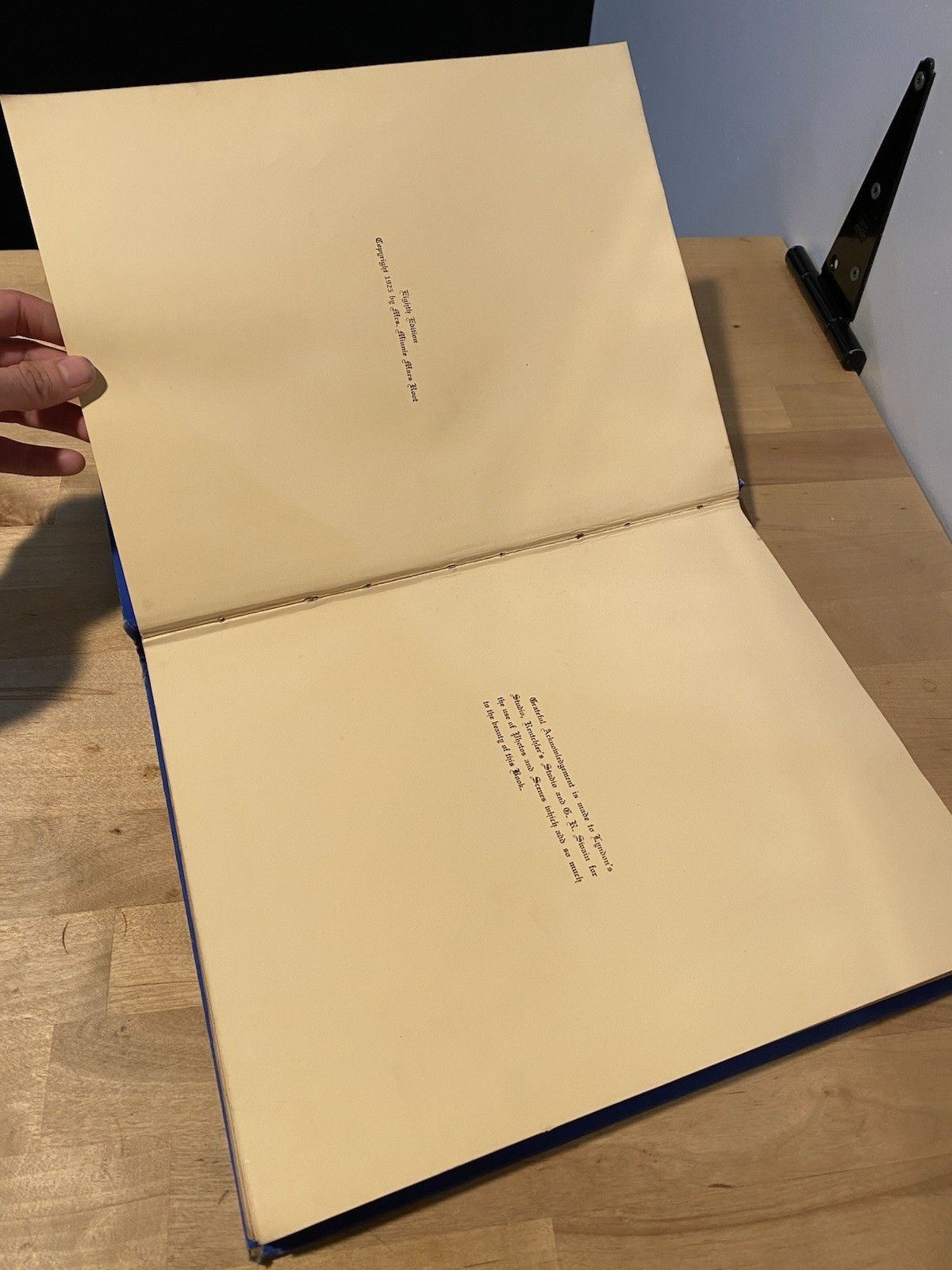 MICHIGAN S FAVORITE COLLEGE SONGS, U of M, 1925, 278 PAGES COMPLETE, FANTASTIC