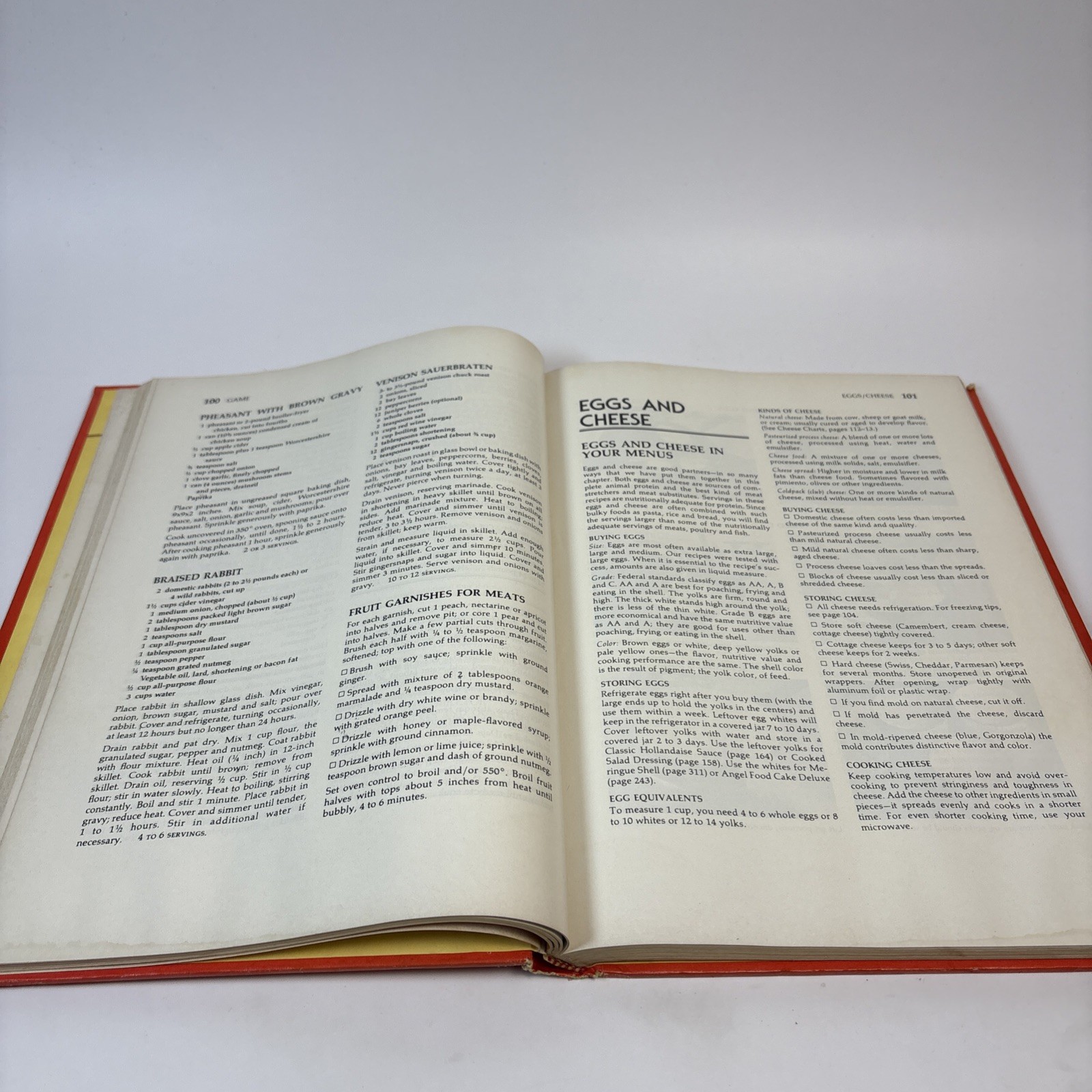 Vintage 1983 Betty Crocker’s Cookbook 5 Ring Binder Recipe Book 10th Printing