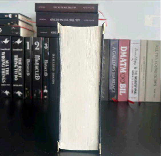 Entire Manacled Book with Illustrations – Hardcover by SenLinYu – 3in1