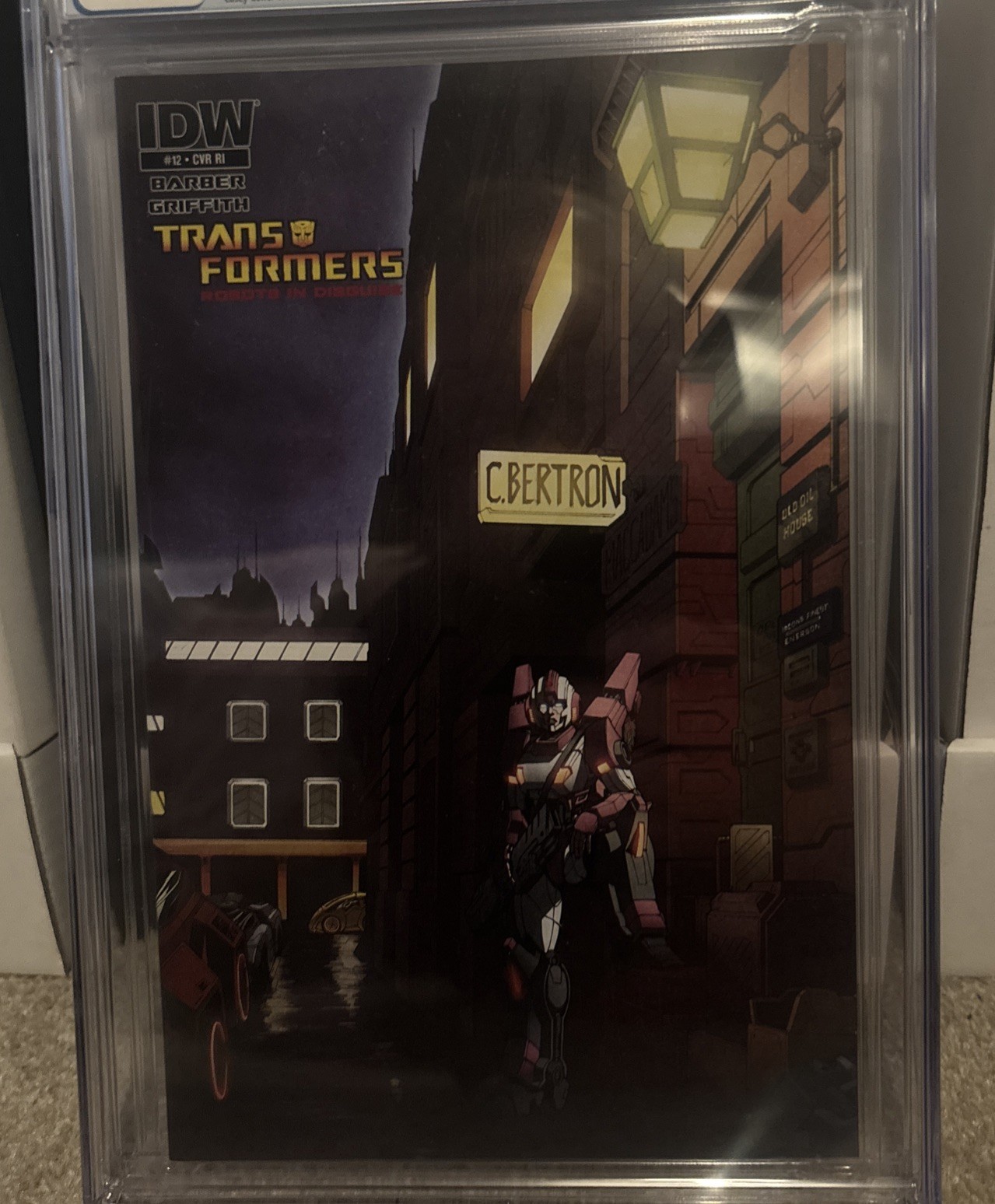 IDW Transformers: Robots In Disguise #12 1:10 RI Ziggy Stardust Variant CGC 9.6
