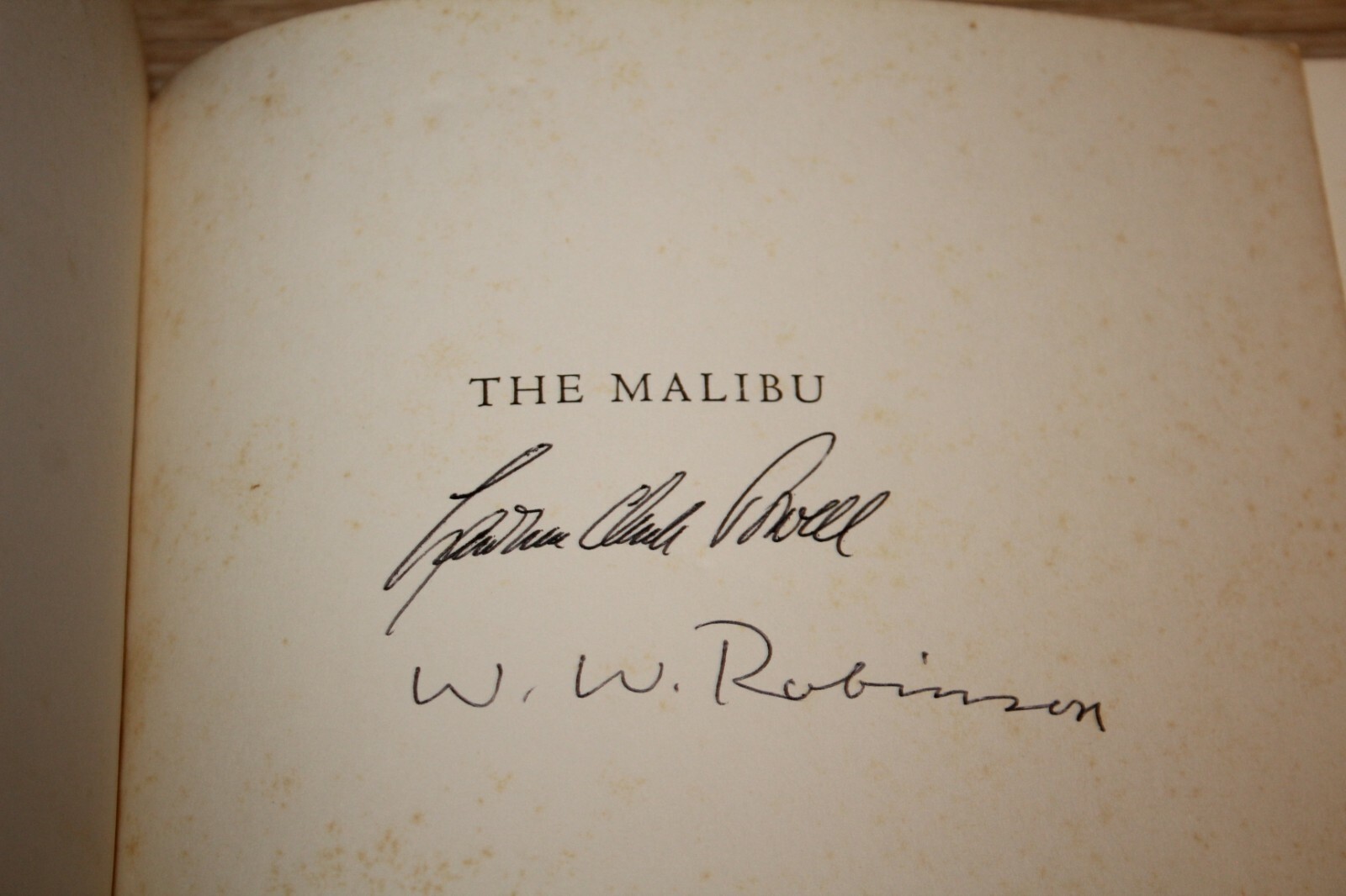 THE MALIBU Essays by W.W. Robinson Lawrence Clark Powell 1958 SIGNED Paperback