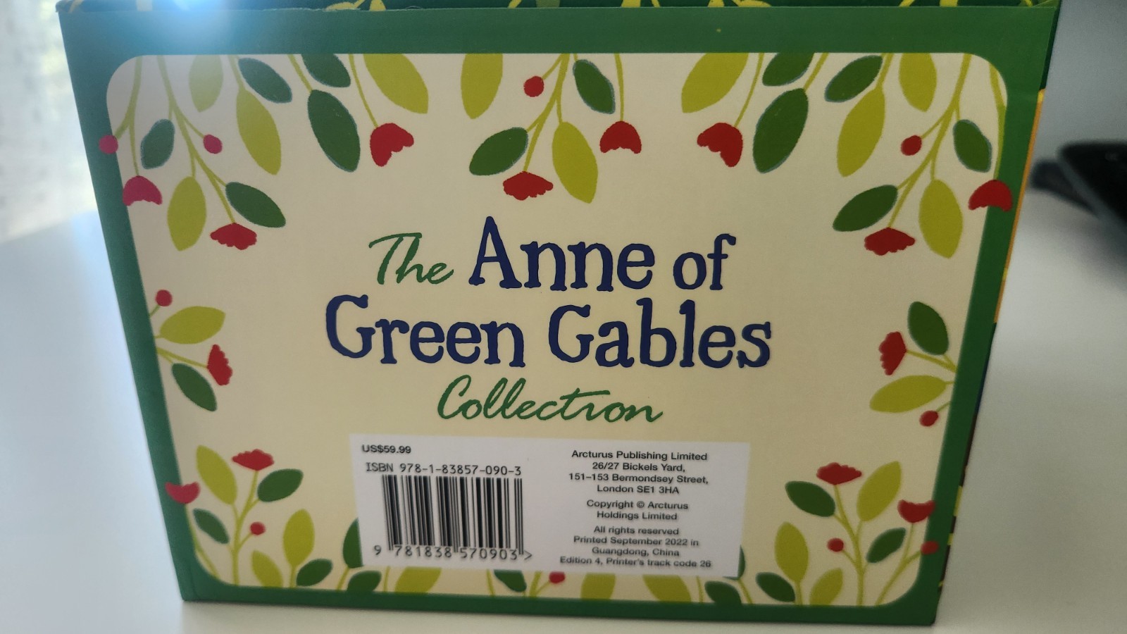 The Anne of Green Gables Collection: Deluxe 6-Book Hardcover Boxed Set + Journal