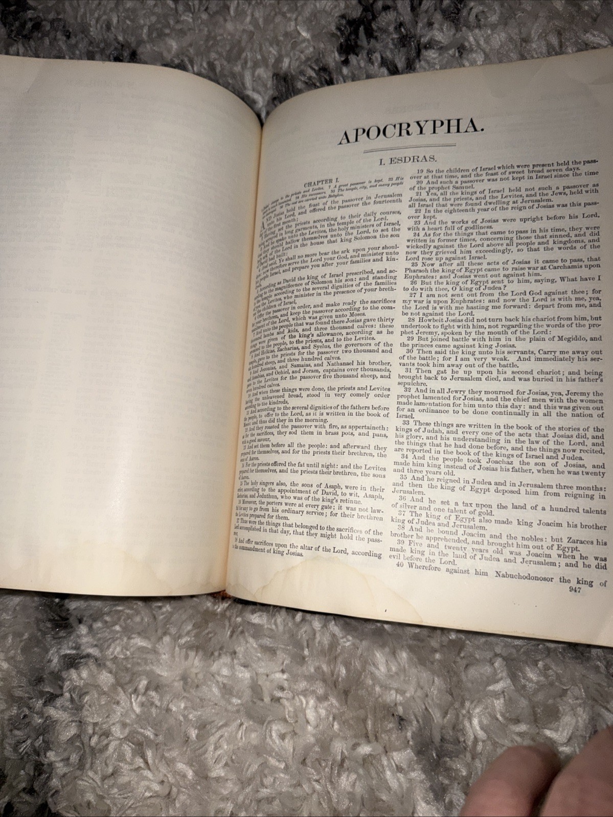 THE HOLY BIBLE, CONTAINING THE OLD AND NEW TESTAMENTS LEATHER BOUND INDEXED RARE