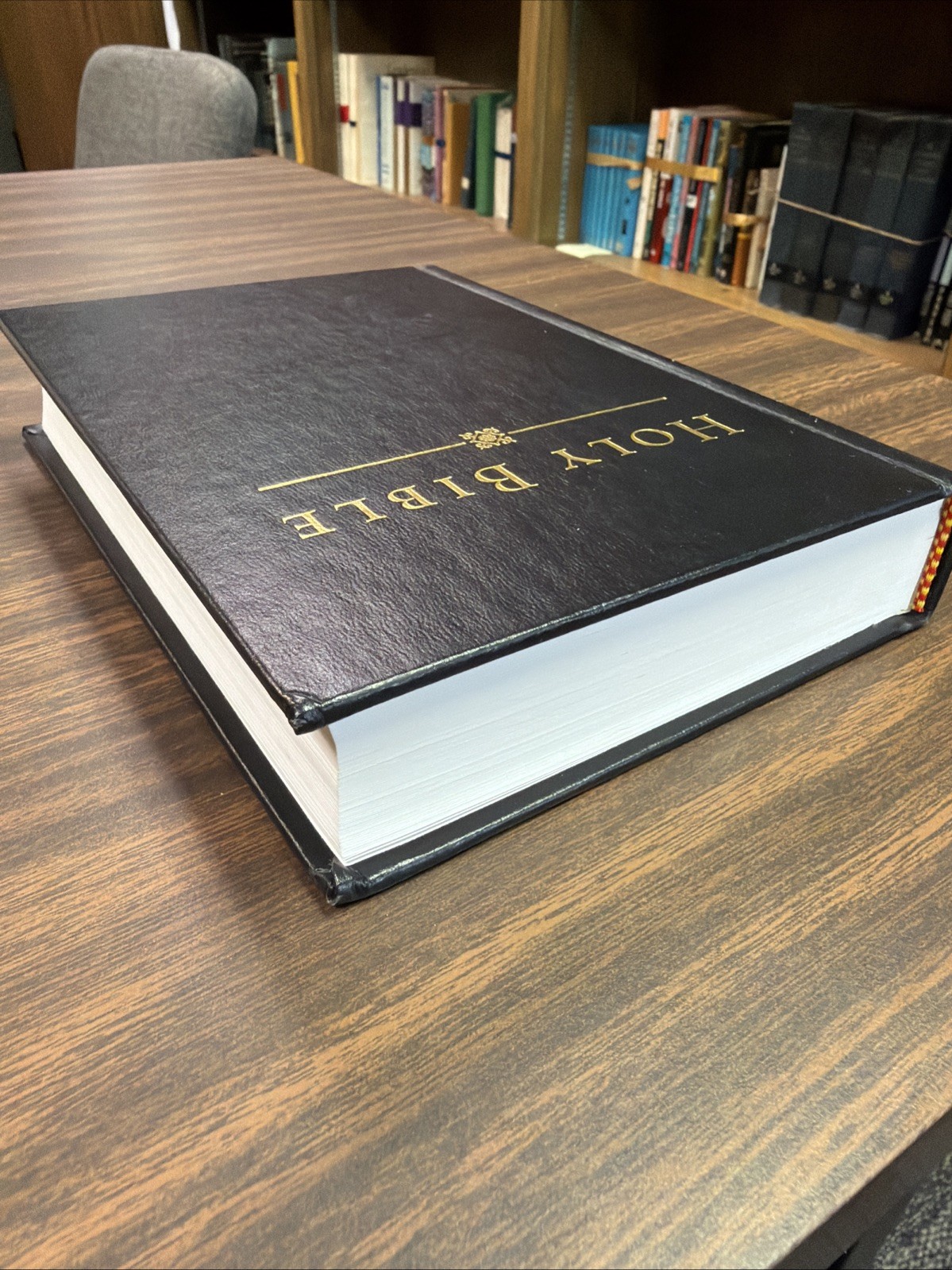 Holy Bible HCSB | Holman Christian Standard Pew Bible | 9781433601743 | 2009 HC