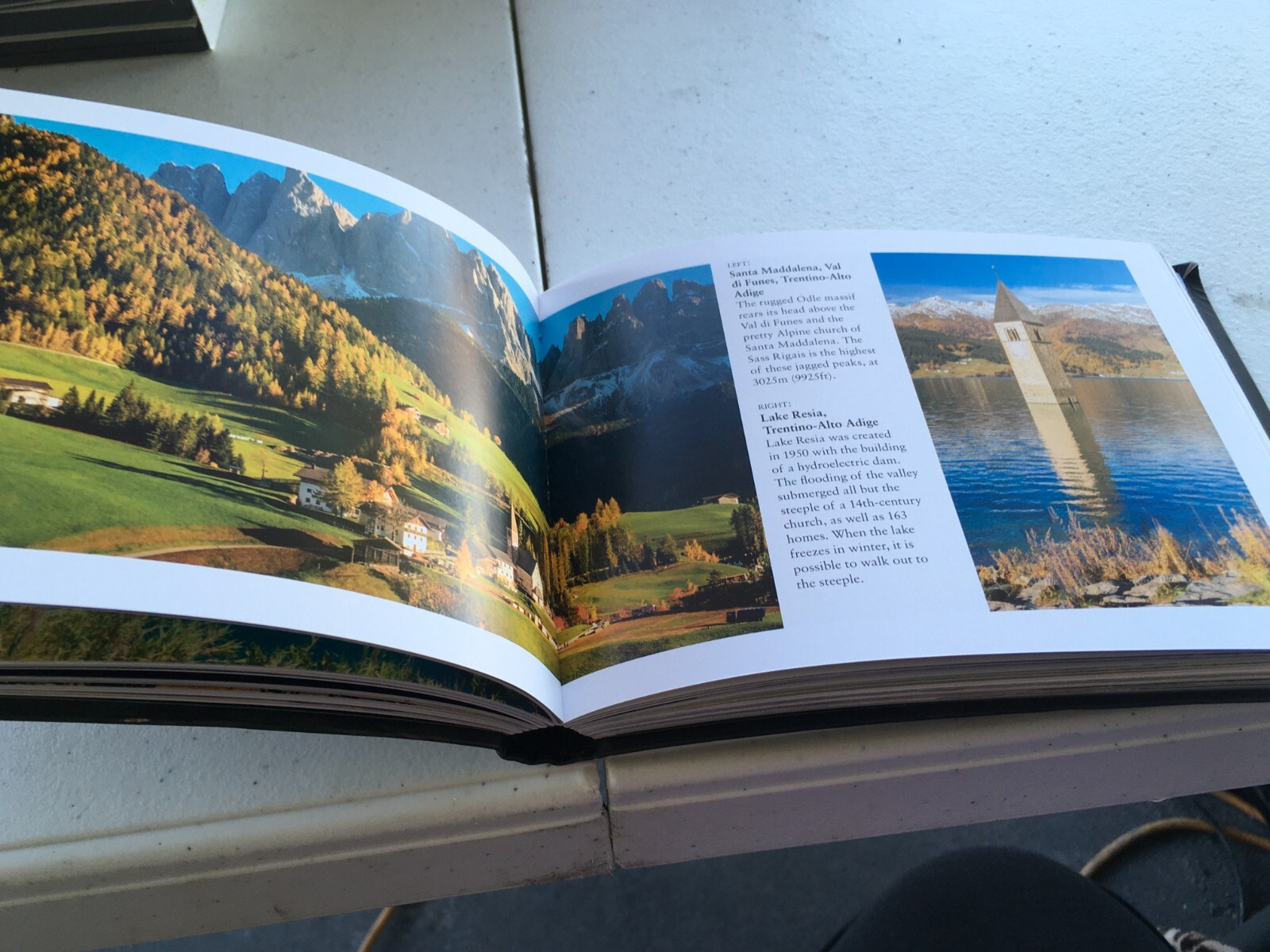 Italy Visual Explorer Guide Paperback 224 Pages
