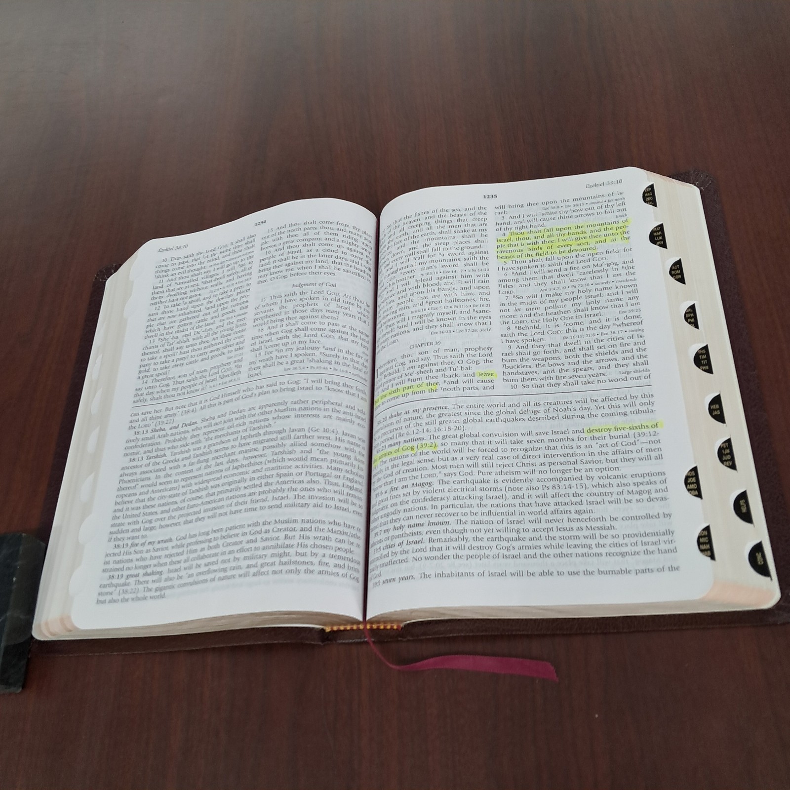 THE NEW DEFENDERS STUDY BIBLE WORLD 2006 HENRY MORRIS RED LTR LEATHER BOUND KJV