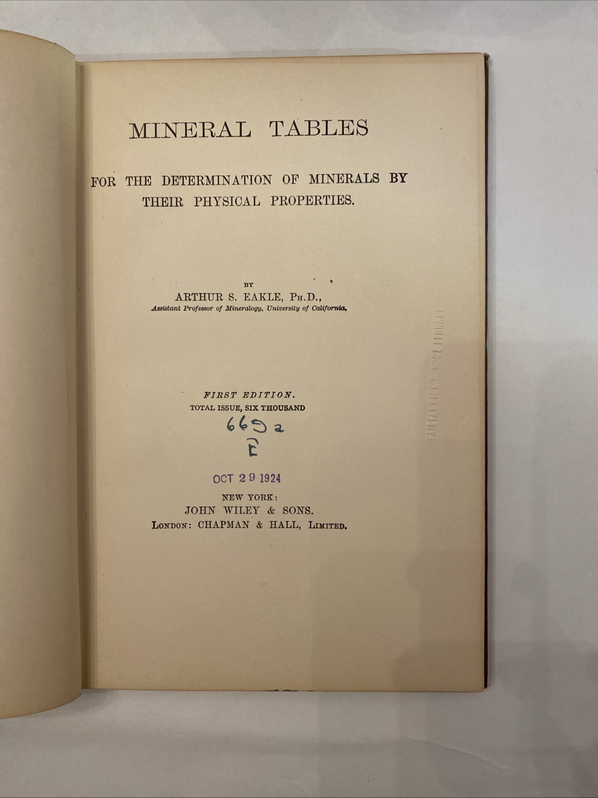 Mineral Tables Determination of Minerals by their Physical Properties Eakle 1904
