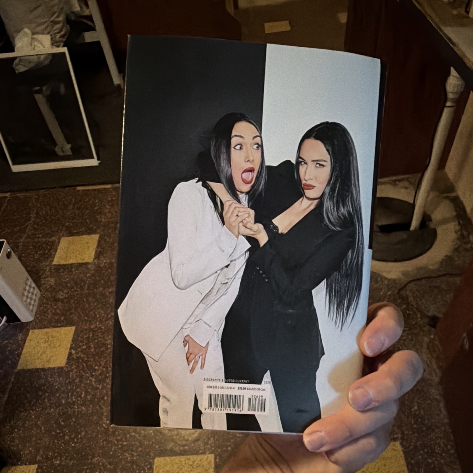 Incomparable by Brie & Nikki Bella Signed Hardcover w/ Dust Jacket COA