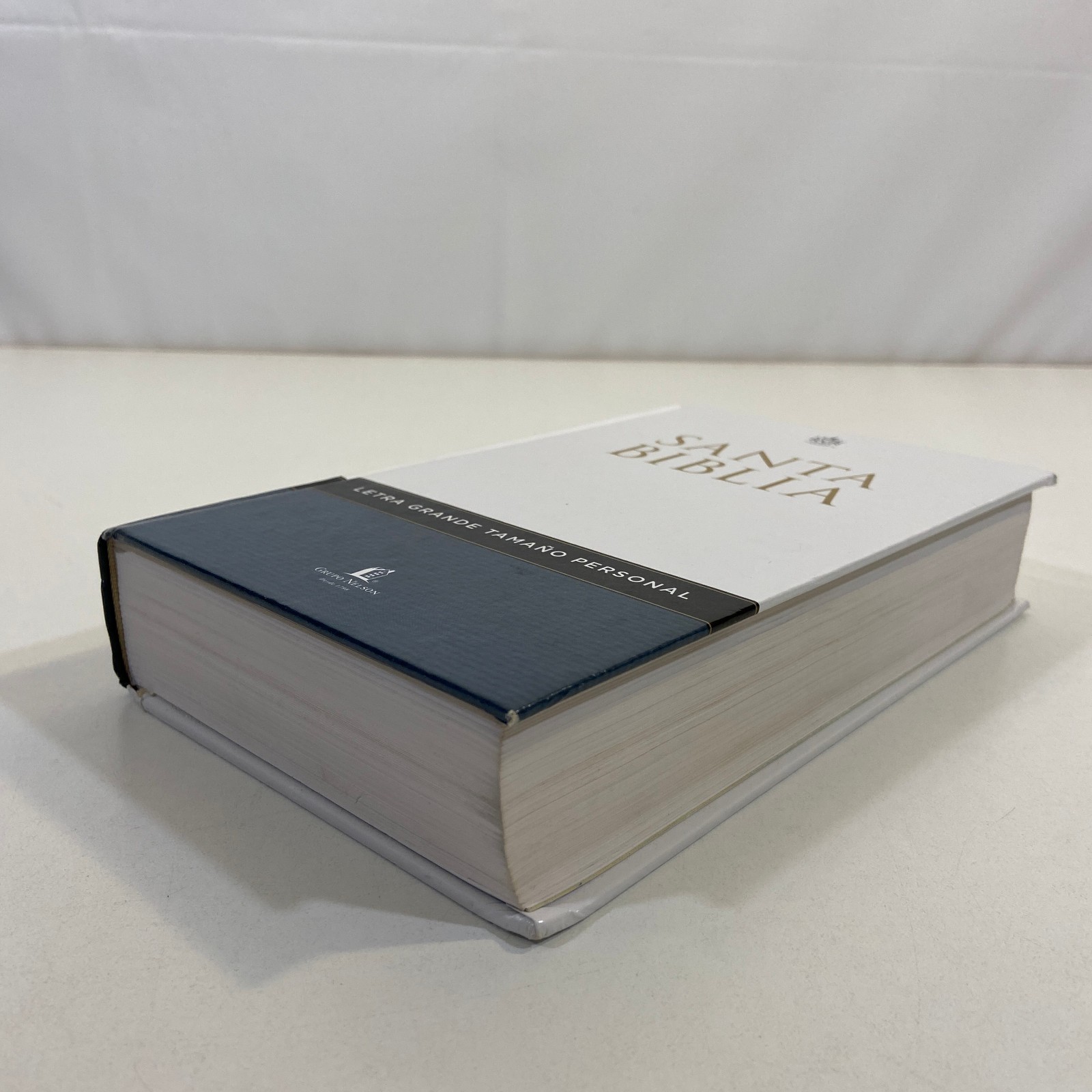 2014 Santa Biblia Letra Grande Tamaño Personal Reina-Valera Vida Publishers HC