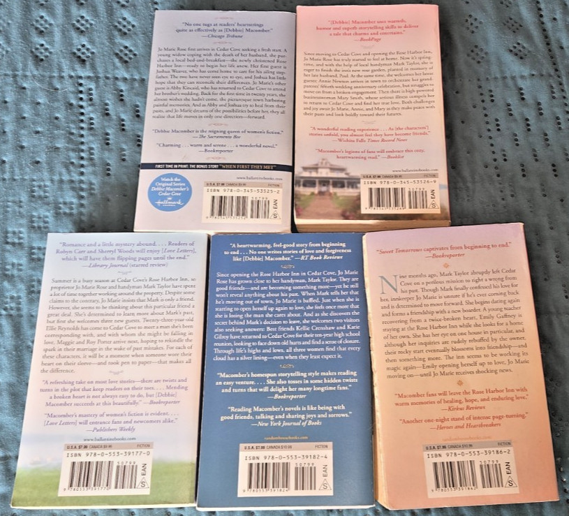 Debbie Macomber ROSE HARBOR Series Lot of 5 MM Paperback Books Complete