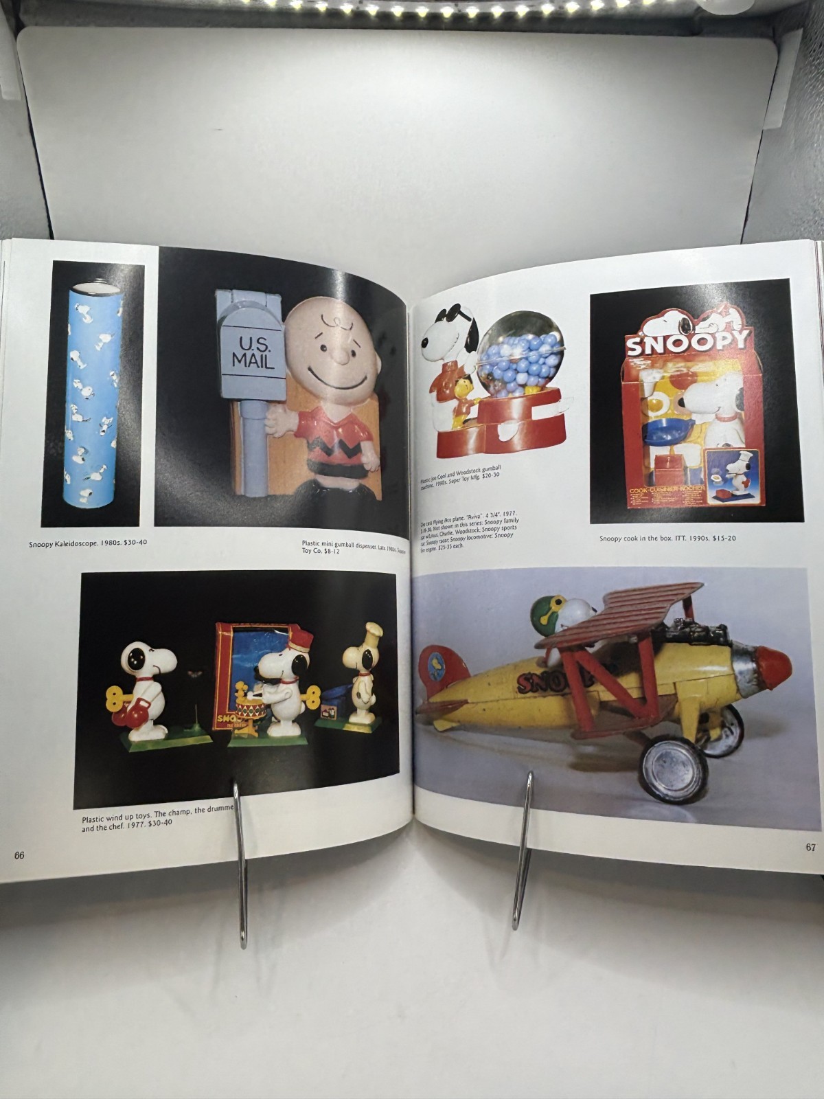 Schiffer Snoopy Peanuts Gang Collectibles Book Price Guide 8.5″x11″ 159 pages-2