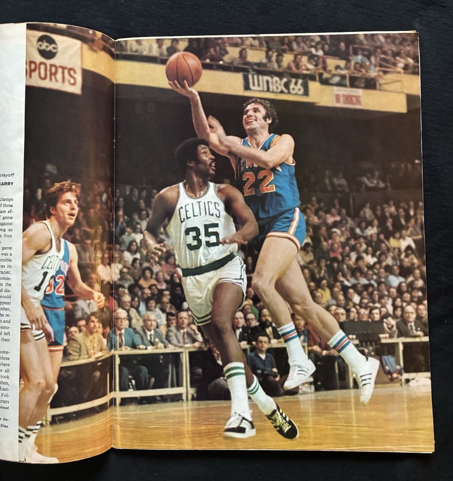 NEWSSTAND 1973 Sports Illustrated WALT FRAZIER and JERRY WEST – EX Condition