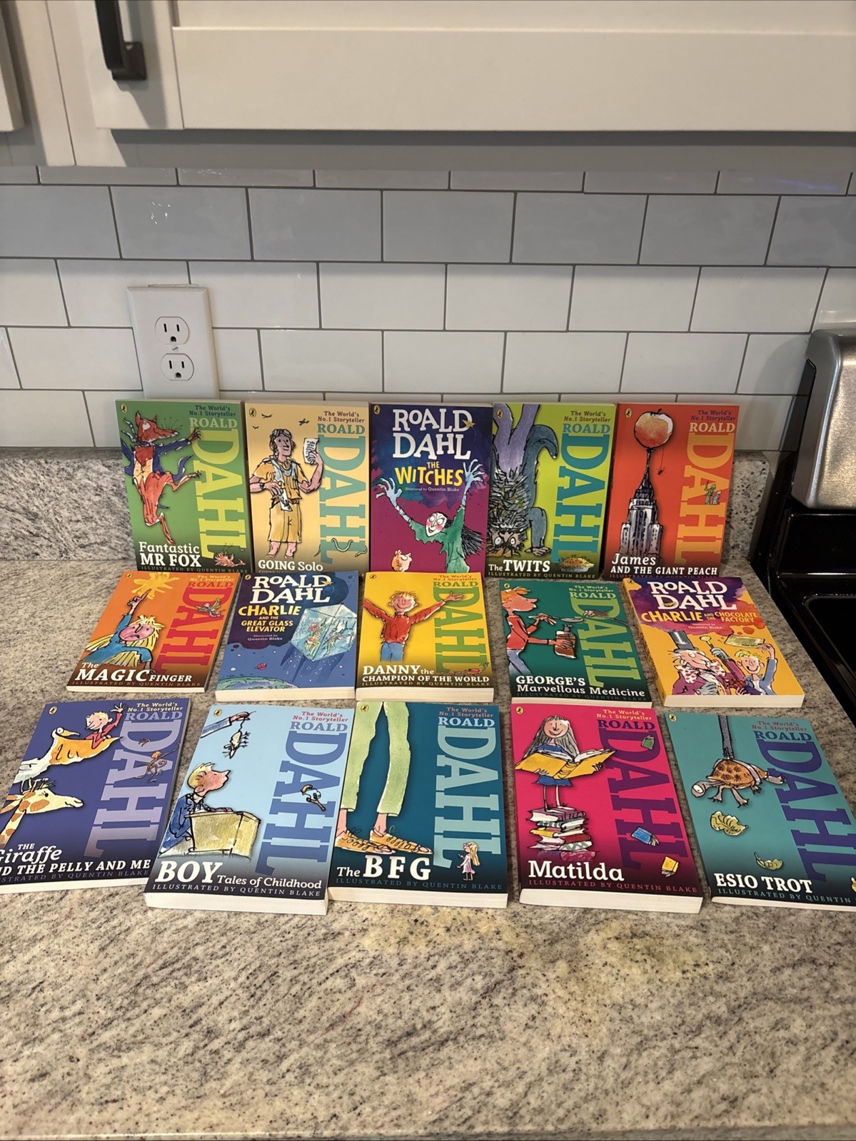 Roald Dahl Collection by Roald Dahl (Trade Paperback / Trade Paperback)