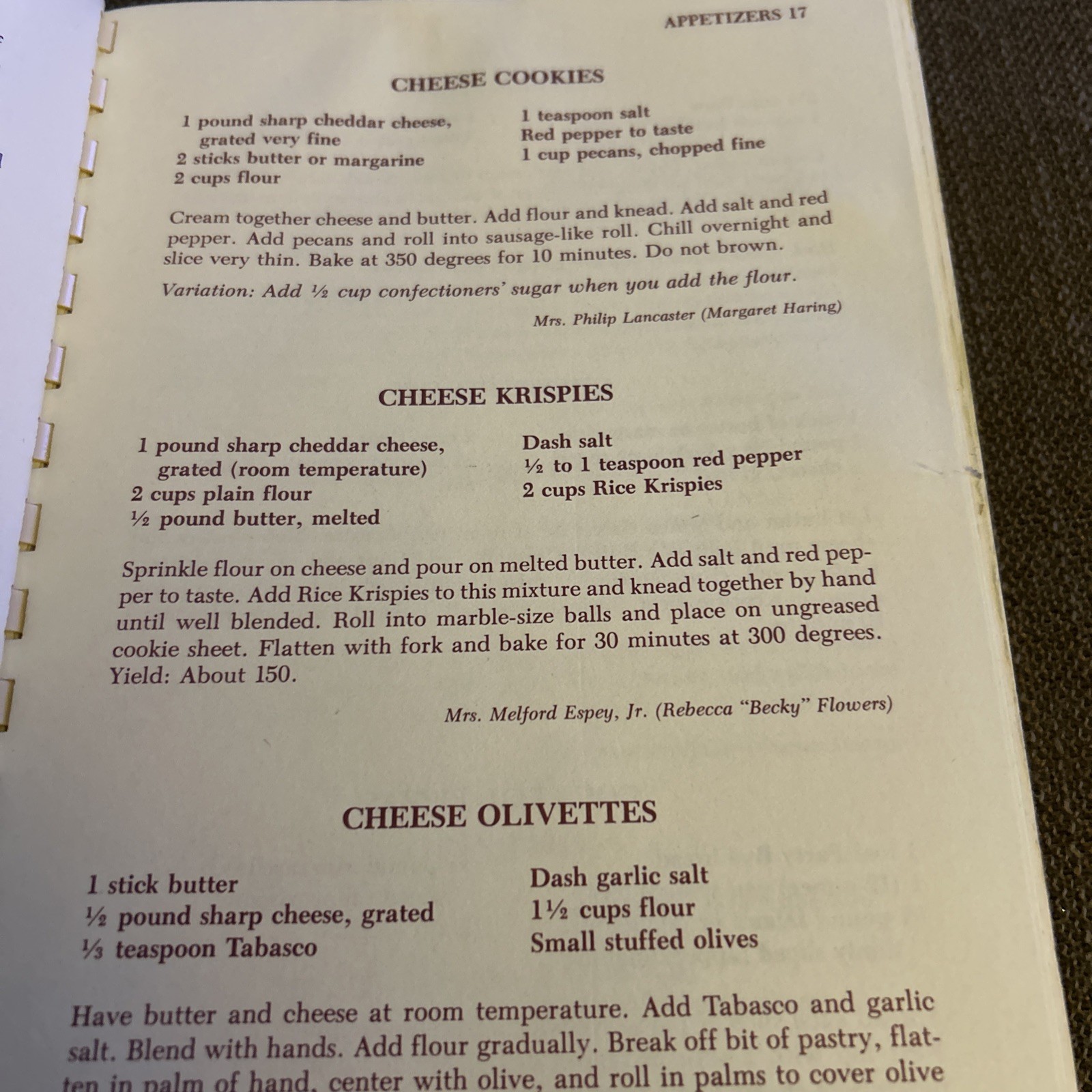 Winning Seasons Cookbook, Junior League of Tuscaloosa, AL 1980 ~ 382 Pages
