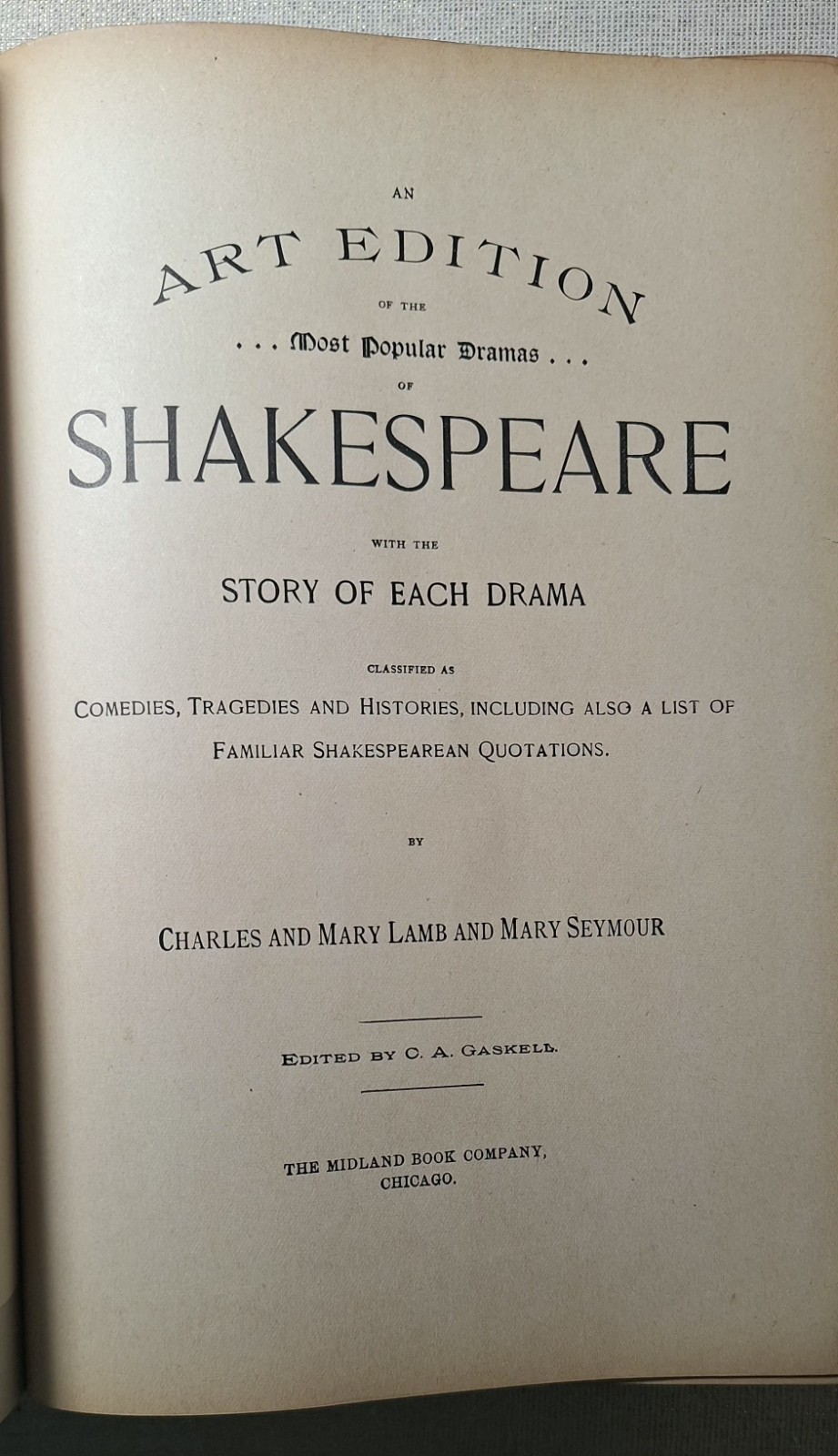 Antique Shakespeare Art Edition 1889 Decorative Debossed Gold Gilt Cover, Edges