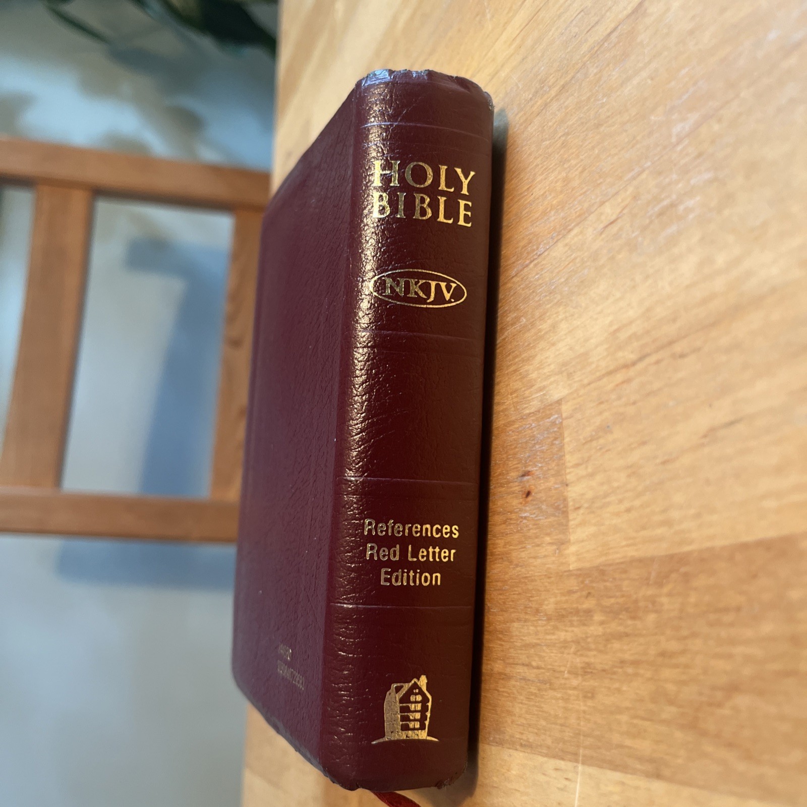 NKJV Holy Bible Nelson Publishers Bonded Leather Cover Snap 244SBG 1985 Compact
