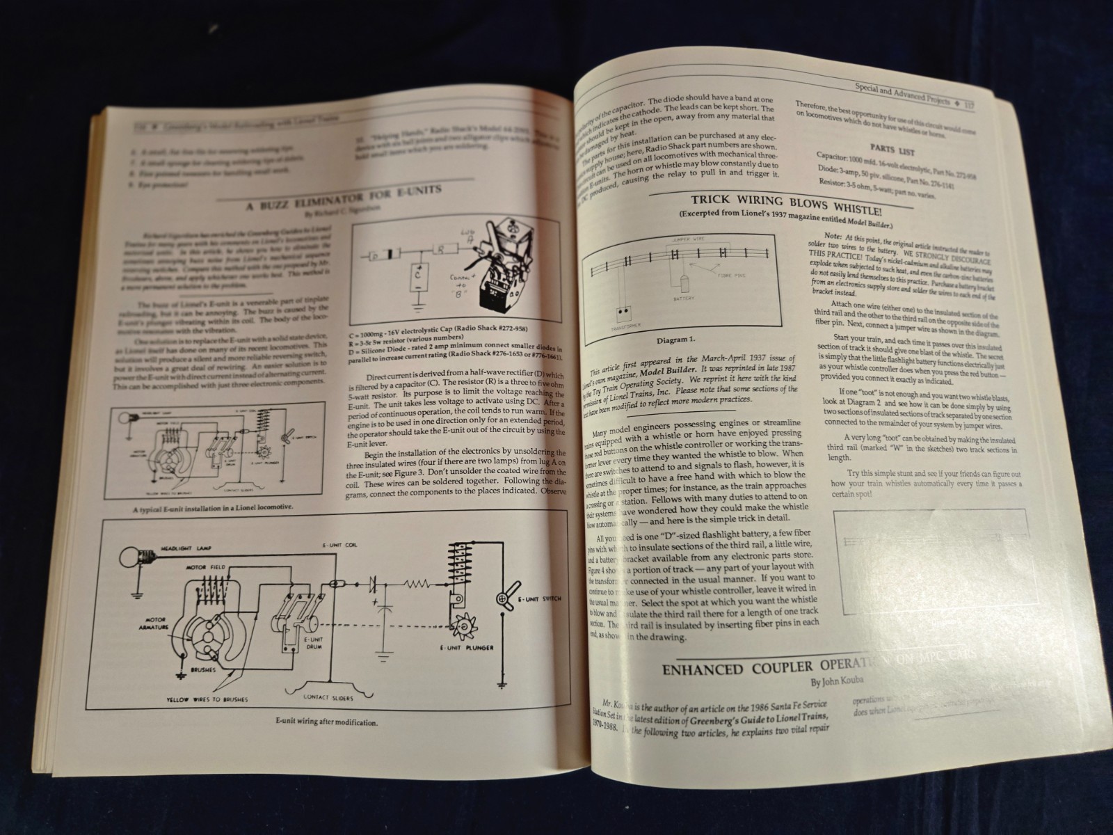Lionel Trains-Model Lionel Train Railroading Guide-Roland LaVoie 144 pages