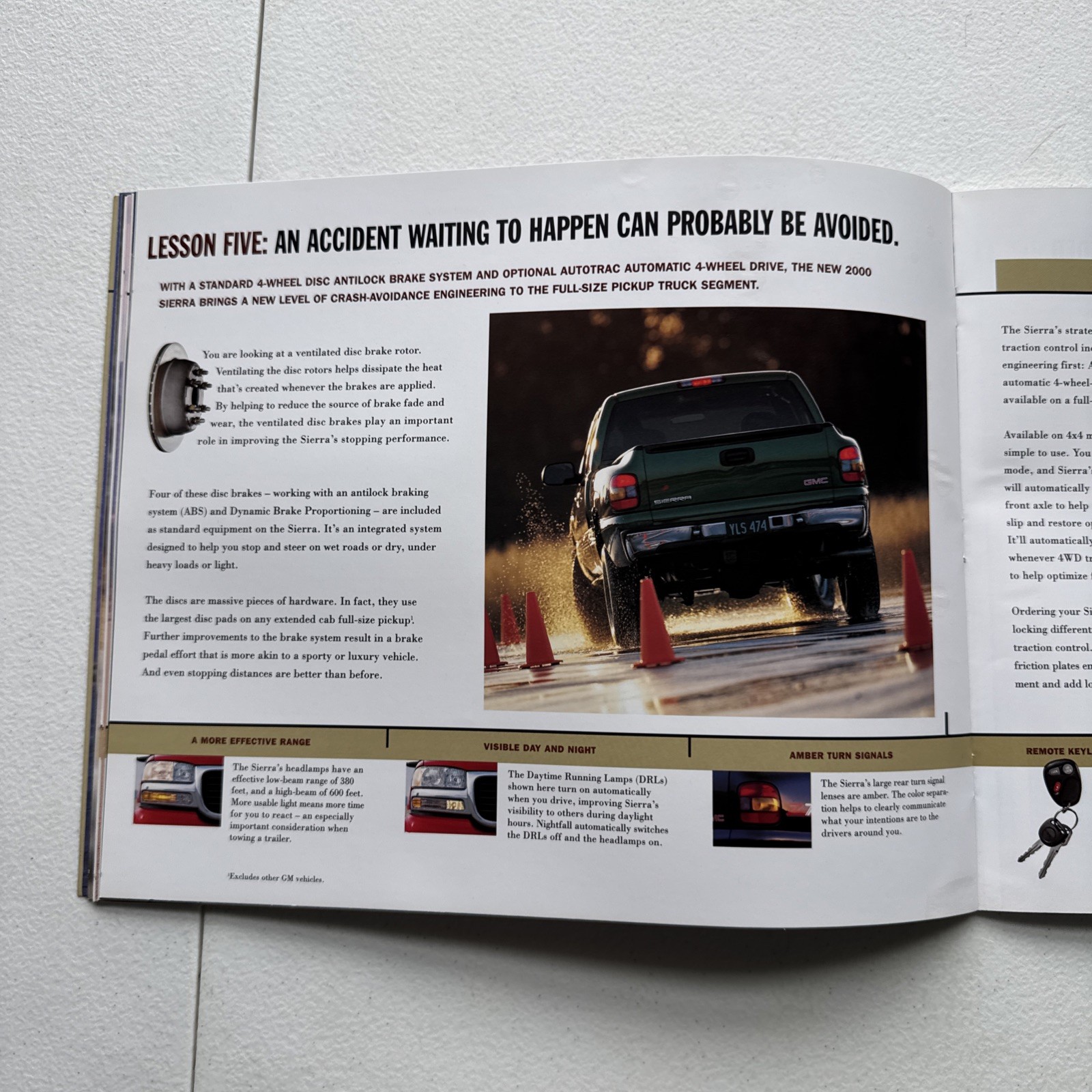 Vintage 2000 GMC Sierra Sales Dealer Brochure Catalog