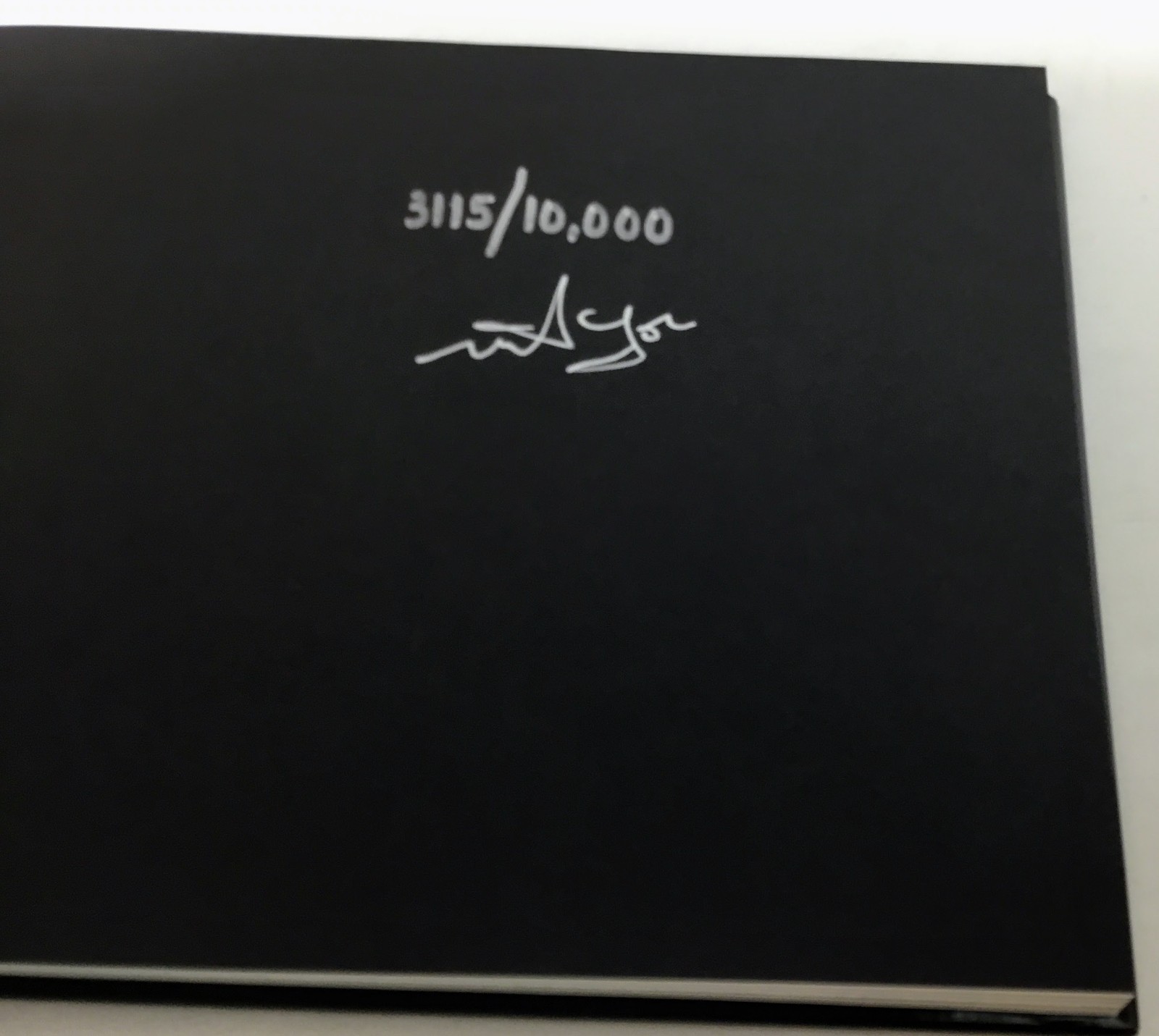 IRAQ Inside the inferno 2005-2008 SIGNED W/ Dust Jacket and Slipcover