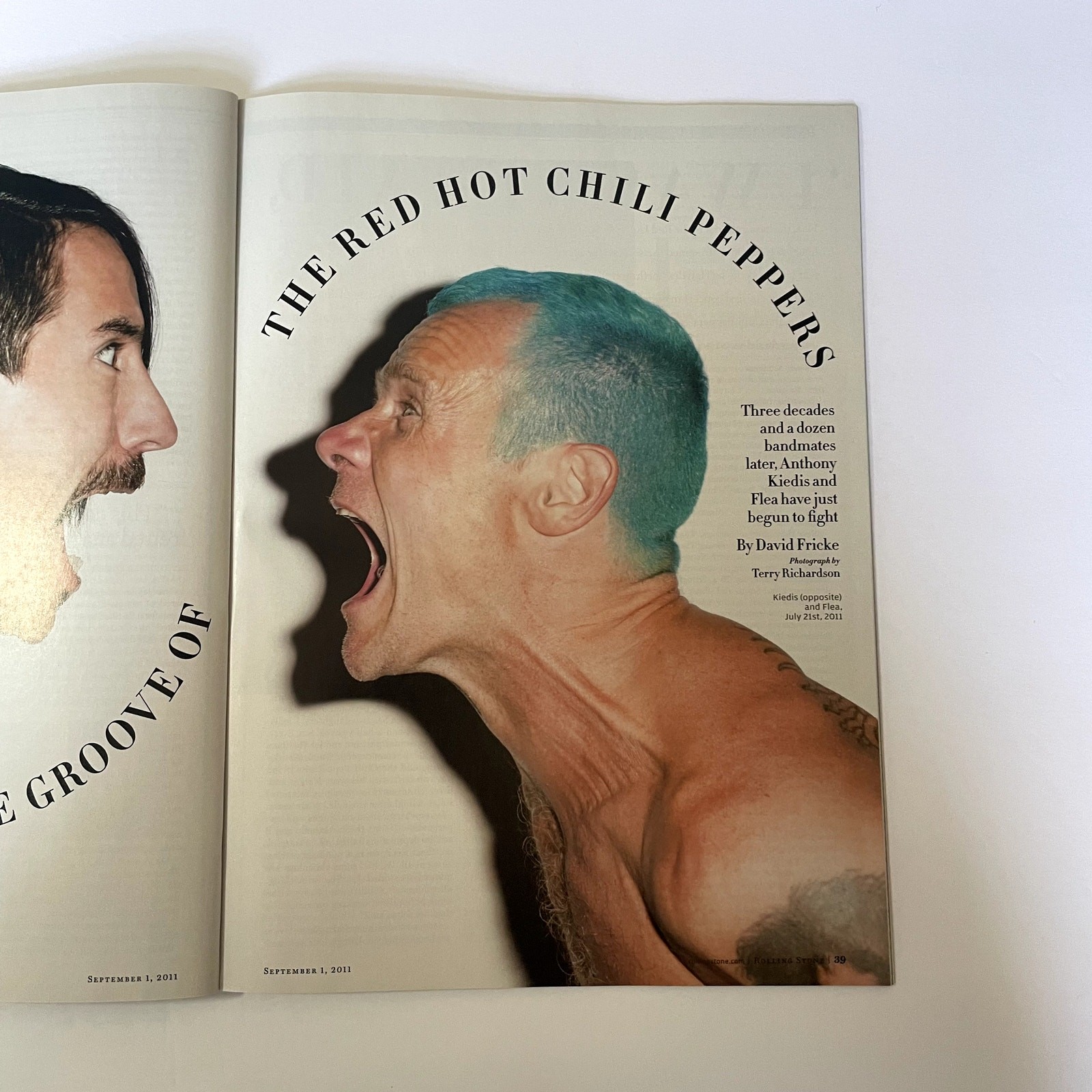 Rolling Stone 1138 September 1 2011 Red Hot Chilli Peppers Nina Dobrev Magazine