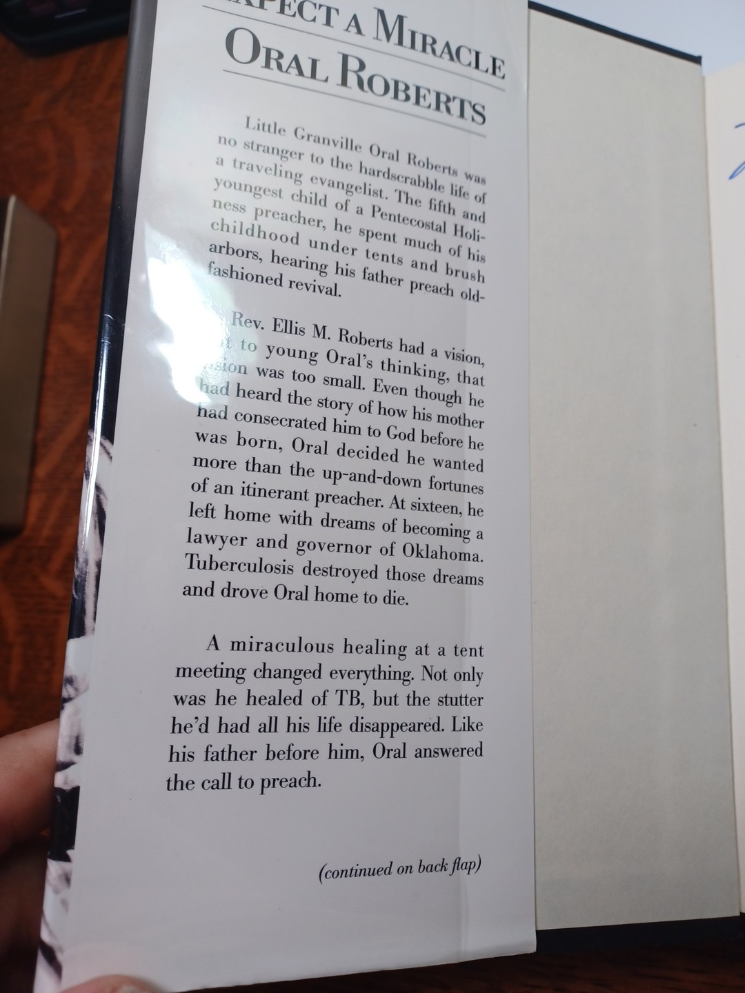 Signed Expect a Miracle My Life And Ministry by Oral Roberts (1995 HCDJ) JRRDS