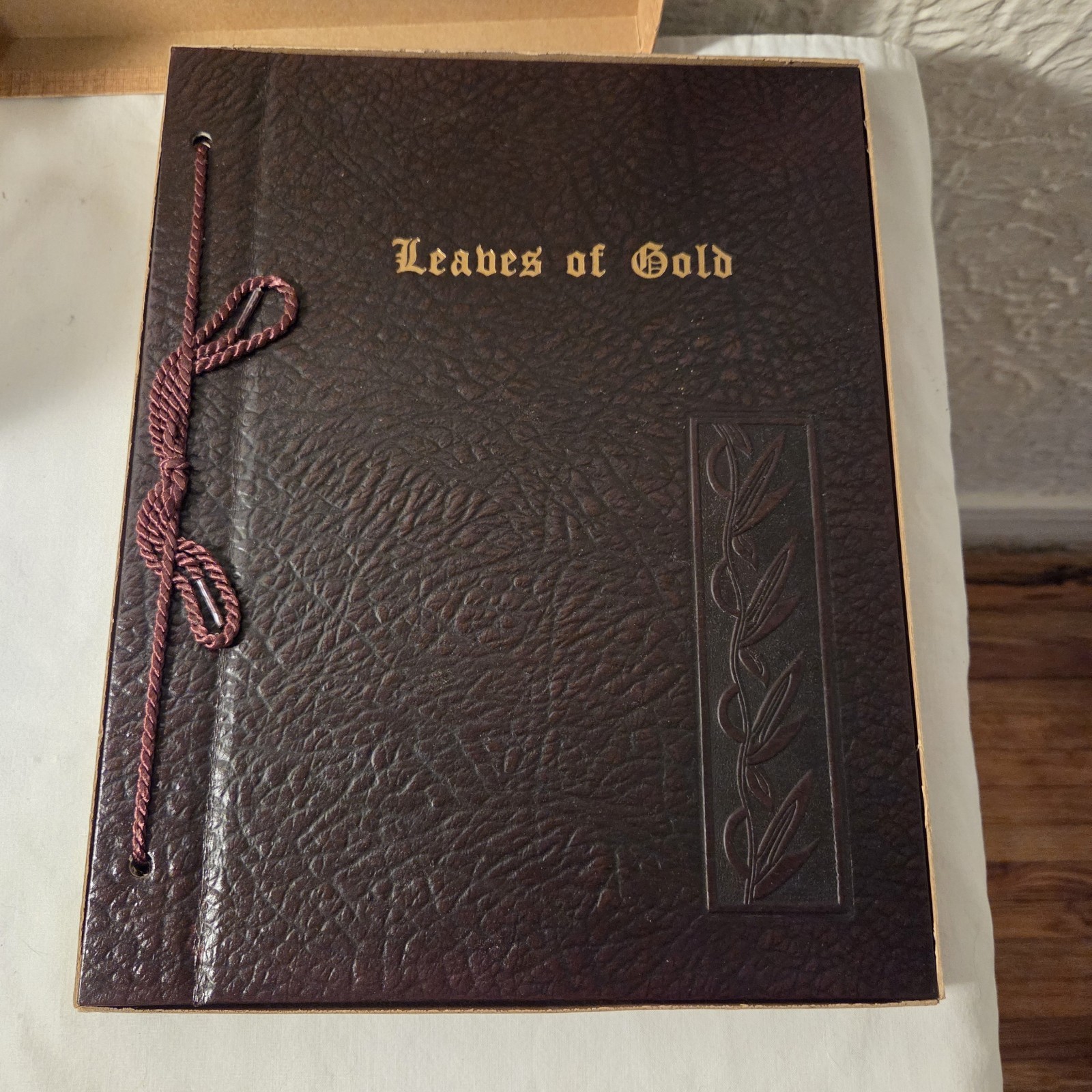 Vintage 1948 Book Leaves Of Gold Revised Edition By Clyde Francis Lytle NEW