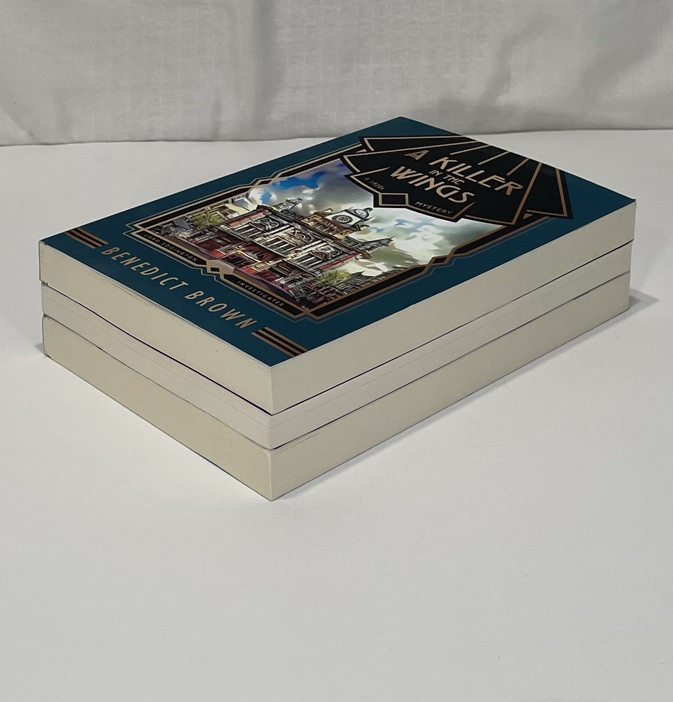 BENEDICT BROWN Lord Edgington Investigates Lot Of 3 – Tangled Treasure Trail