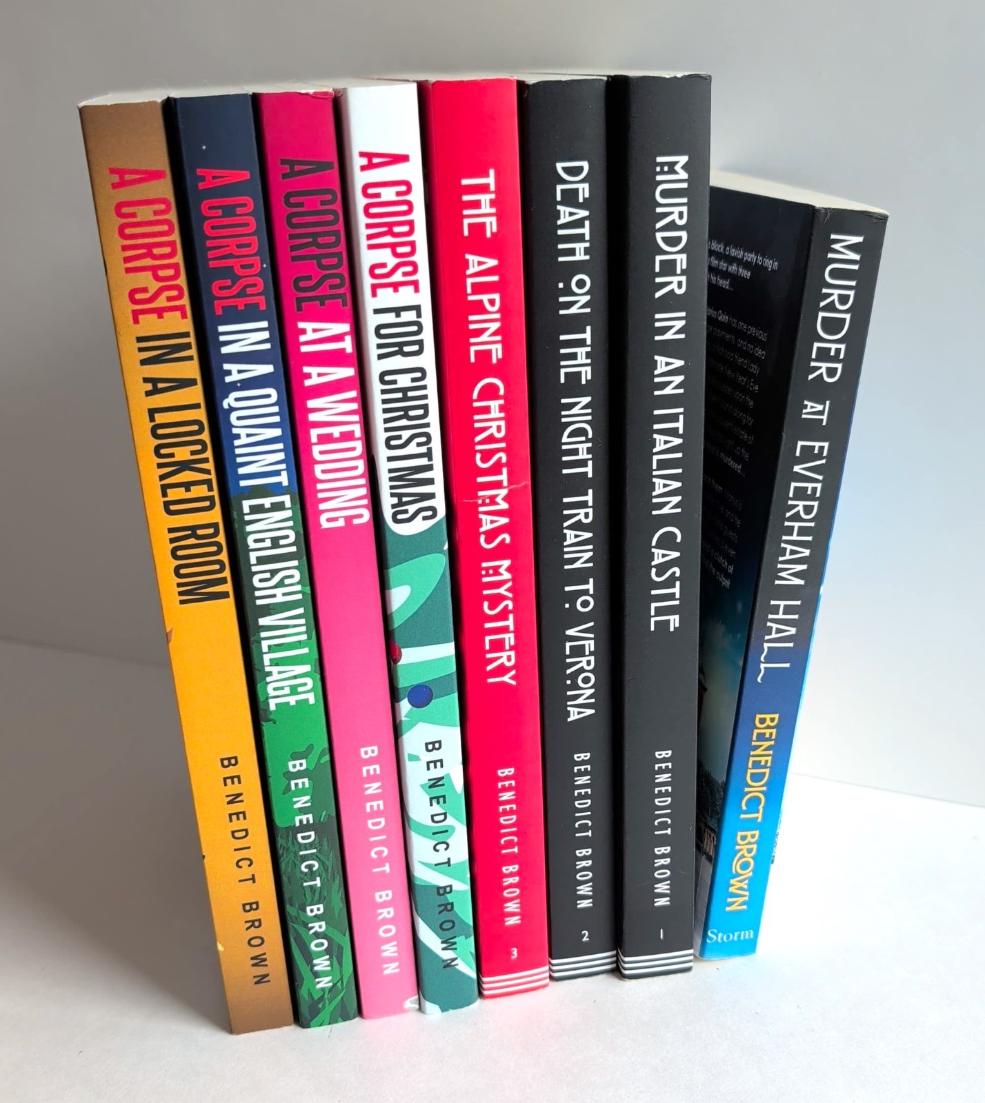 BENEDICT BROWN – Lot of 8 Mystery Books in LIKE NEW Condition – A Corpse, Alpine