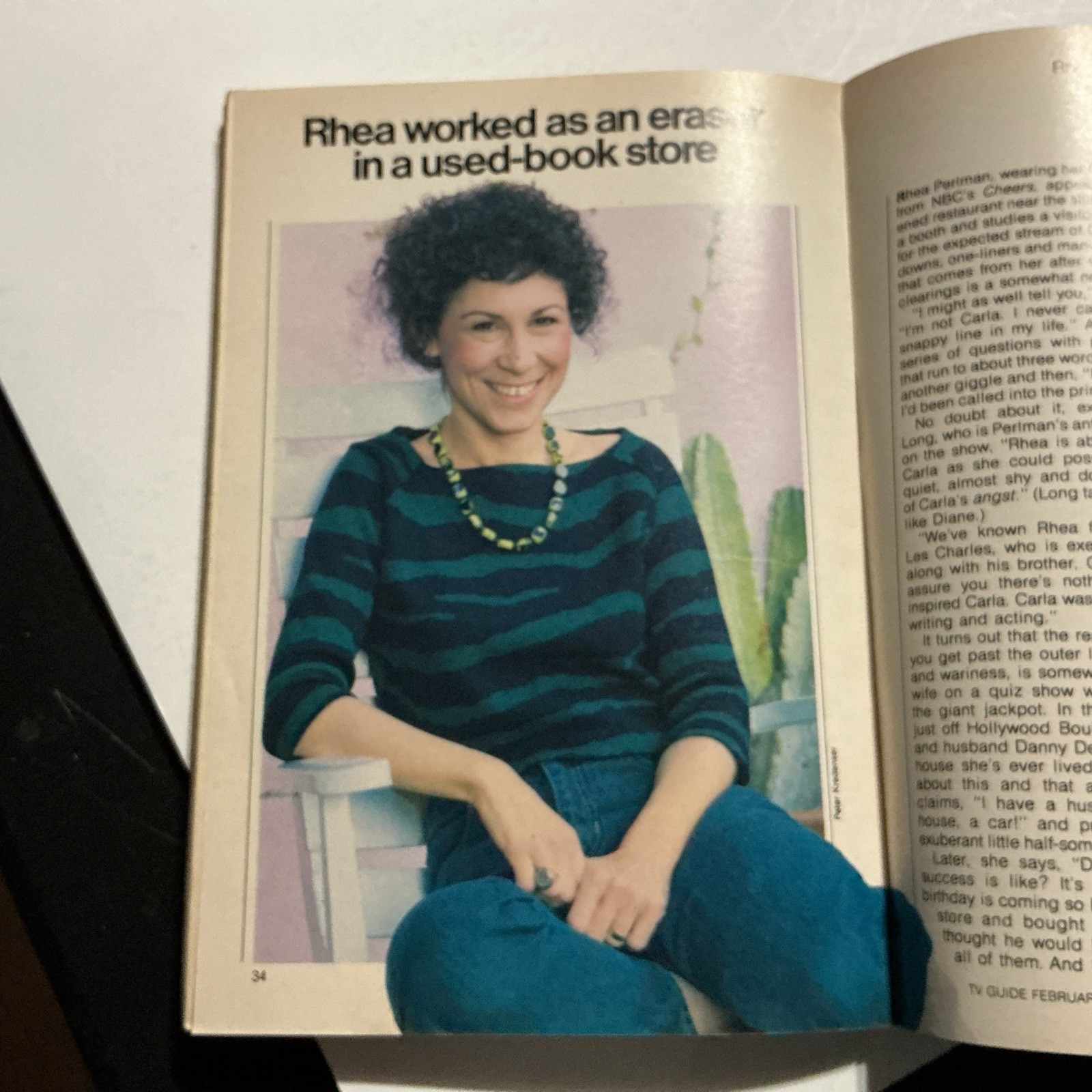 TV GUIDE FEB. 1984 – D. Cannon, Christopher Reeve, Timothy Hutton, Rhea Perlman