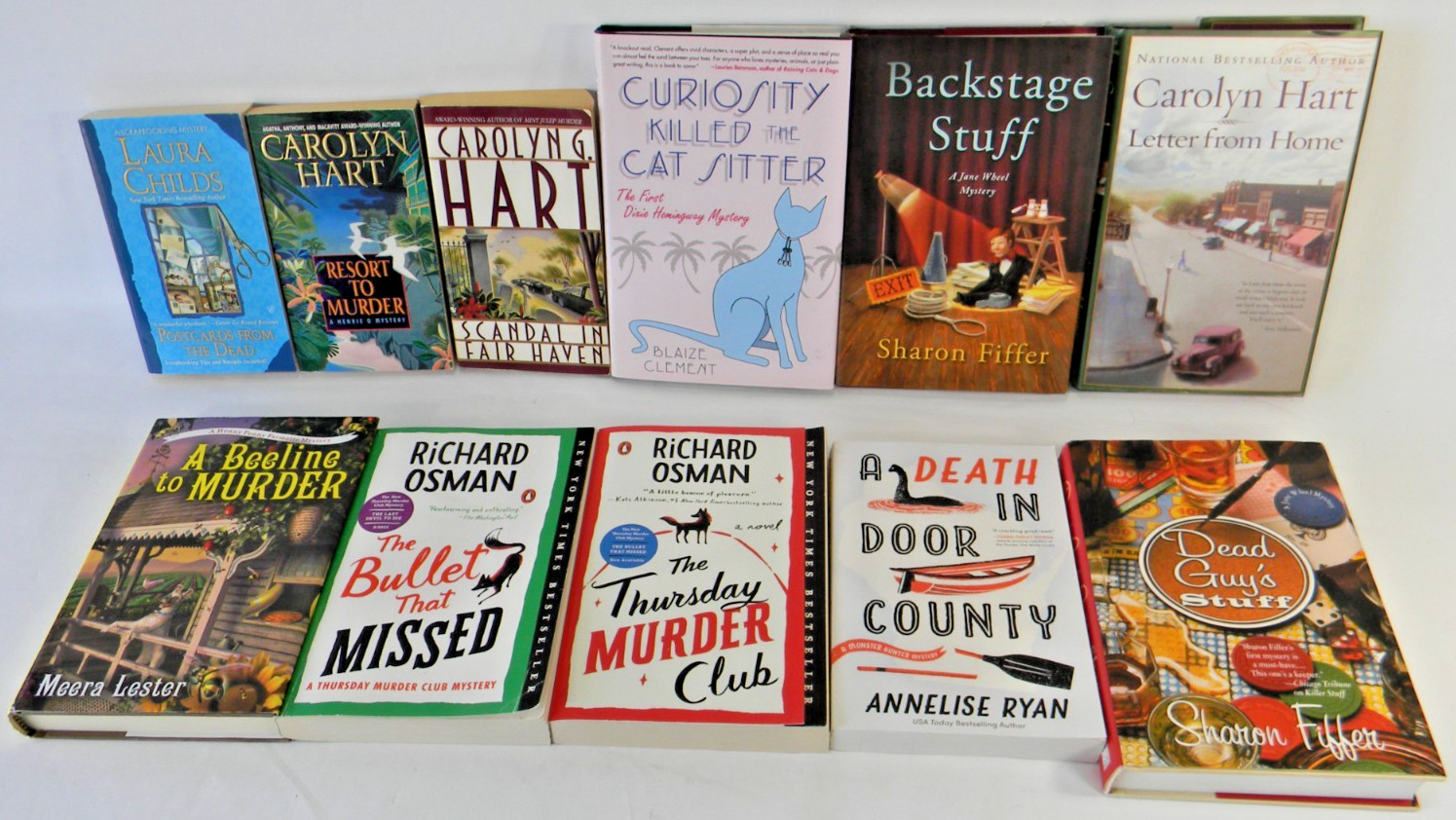 Lot of 11 cozy mysteries (Mixed Lot) Carolyn Hart, Annelise Ryan & more (PB) VG