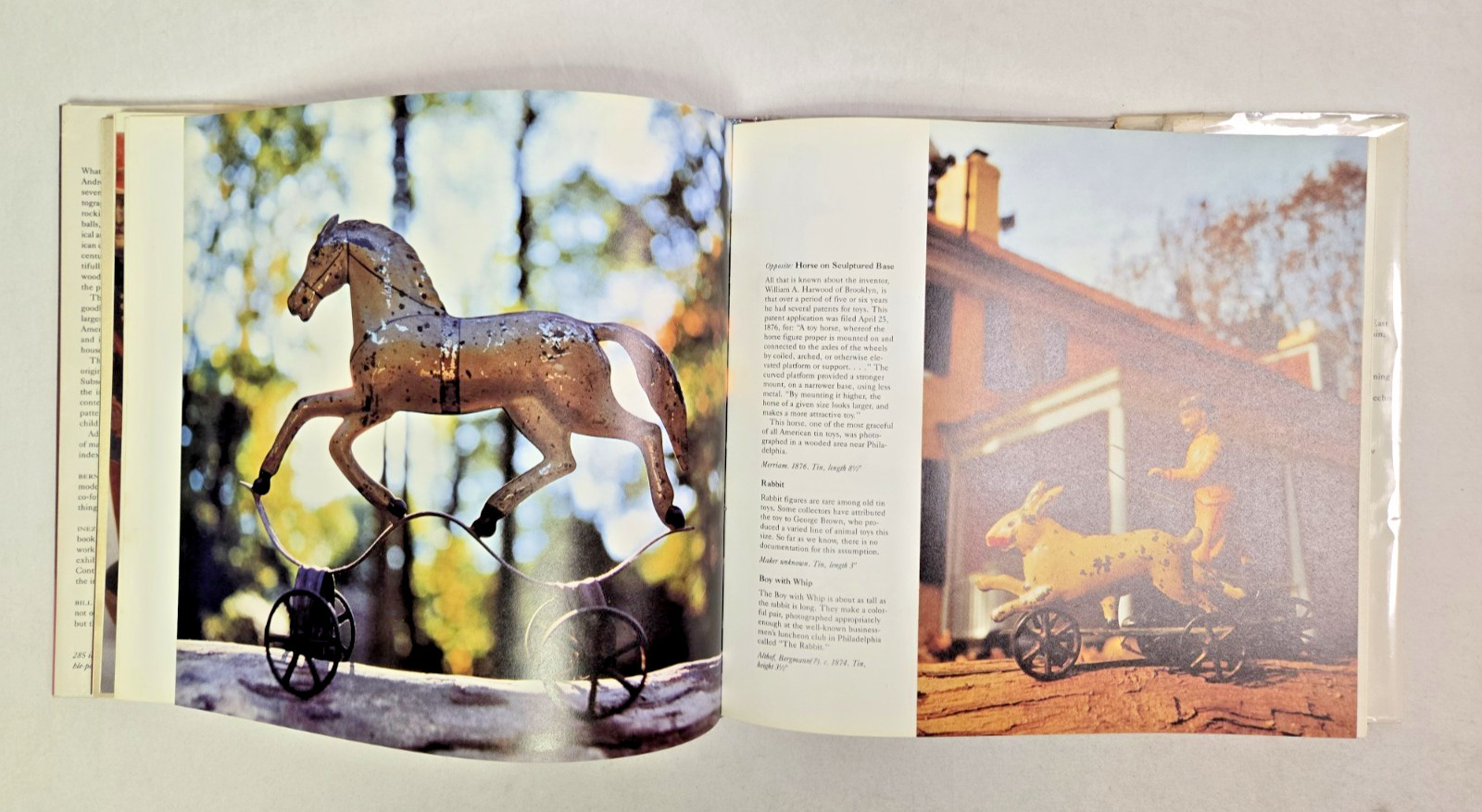 Beautiful Large Coffee Table Book “American Antique Toys” 282 Pages Near Mint