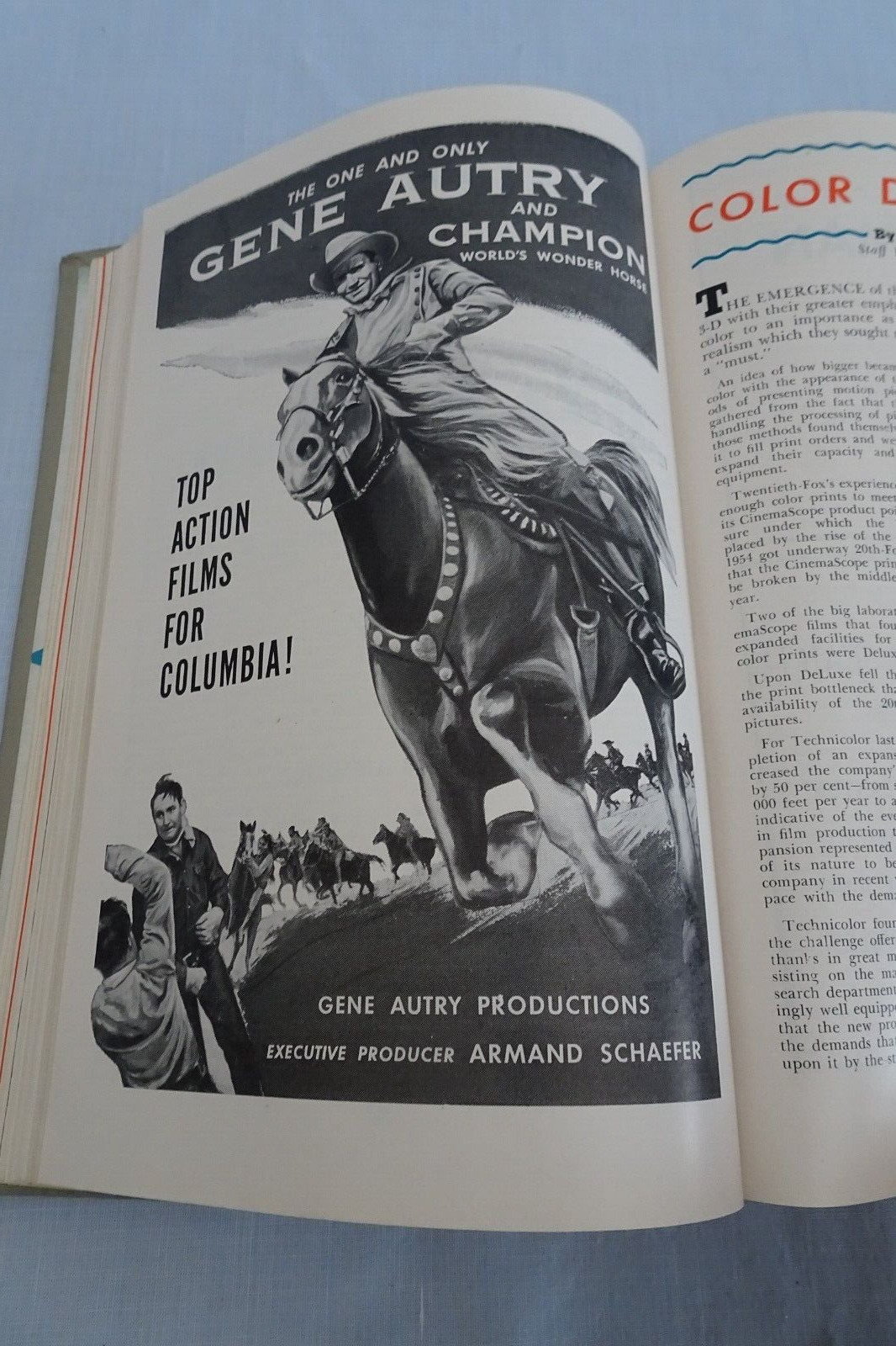1954 THE FILM DAILY YEAR BOOK OF MOTION PICTURES 1280 PAGES Lots of Movie Photos