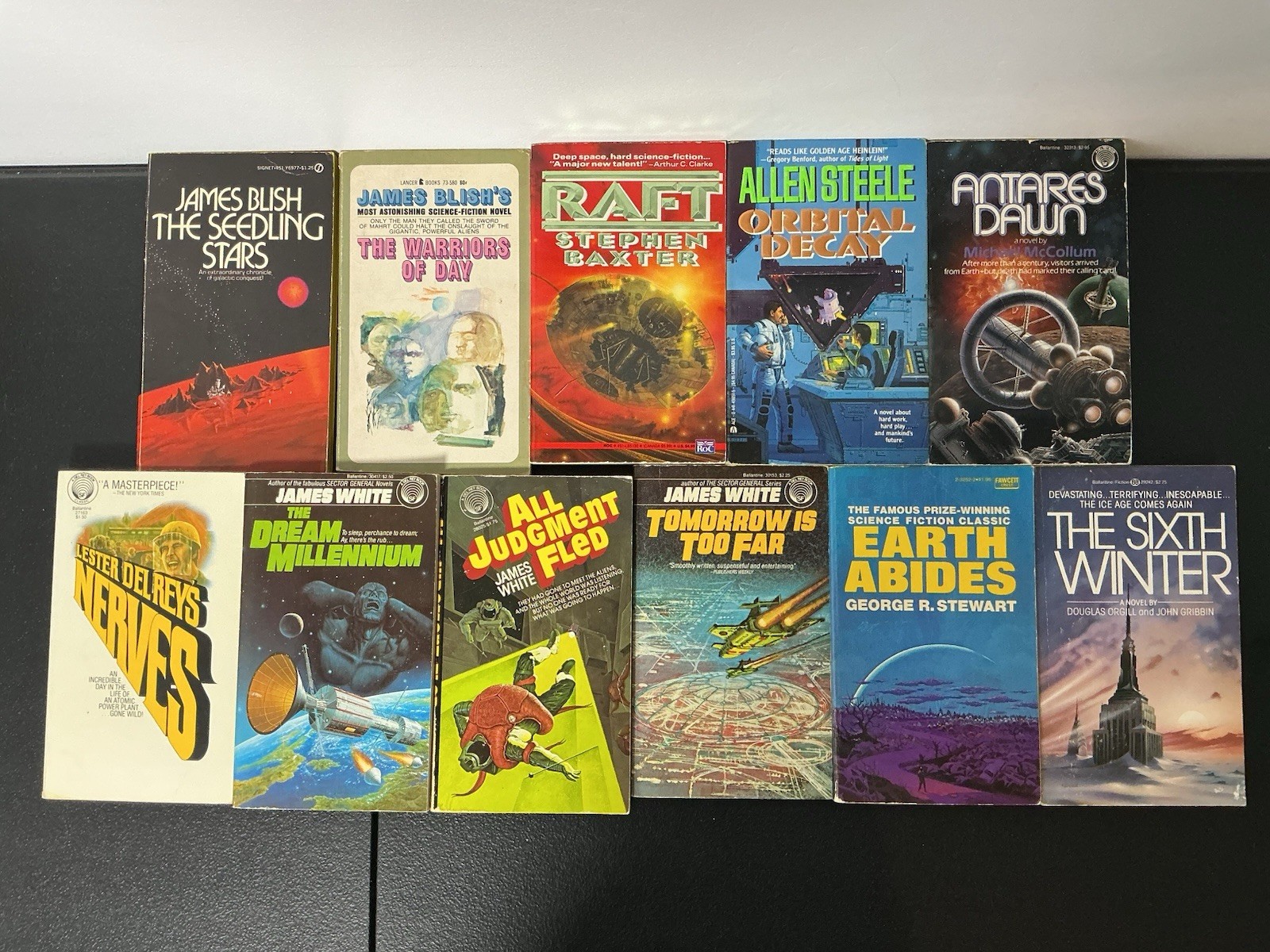 Lot of 20 Science Fiction Paperback Books Steve White James Blish #B104