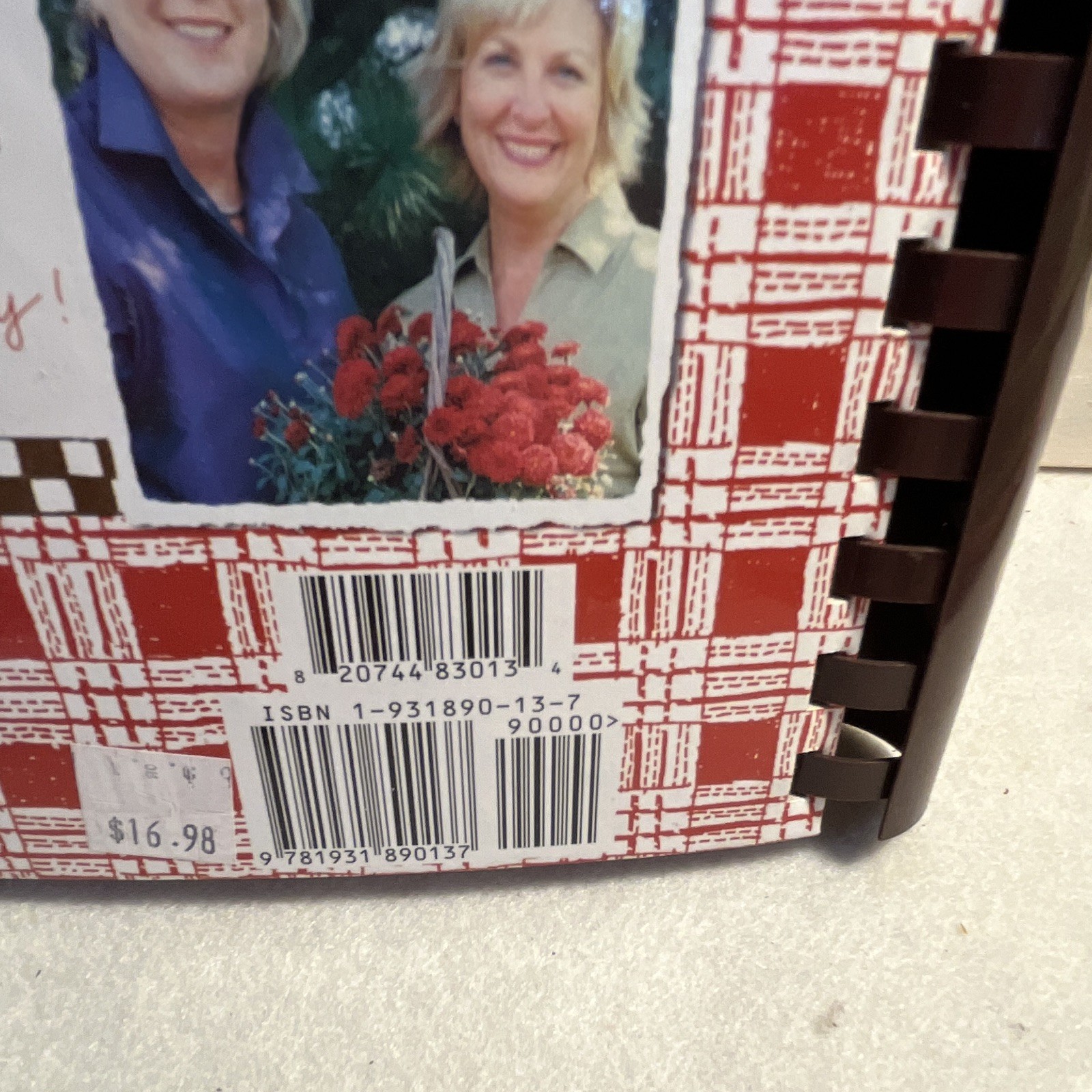 Gooseberry Patch More Gifts for Giving, Spiral Bound Illustrated Cookbook ISBN