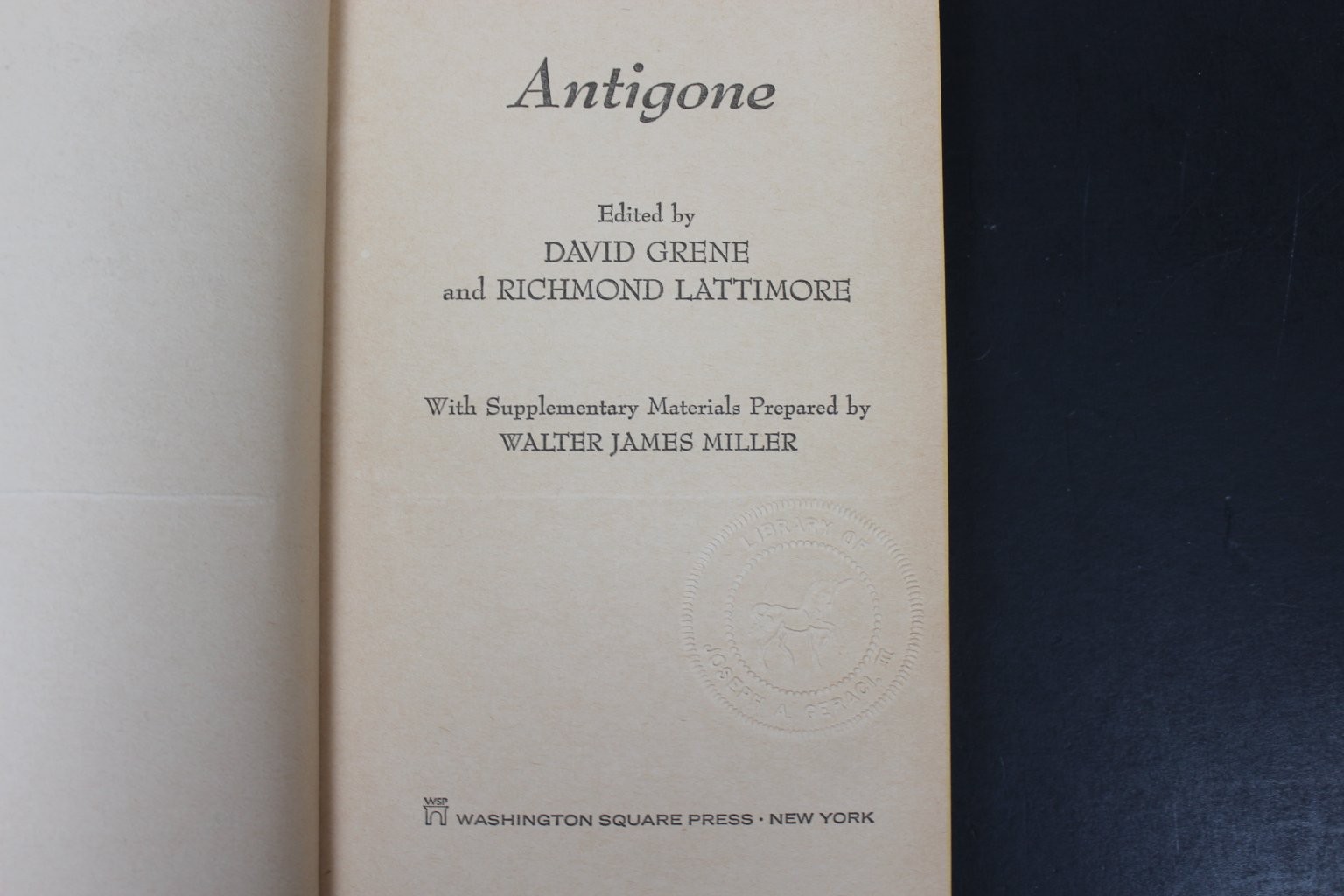 Antigone Sophocles 1970 Washington Square Press Greek Tragedy Drama PB