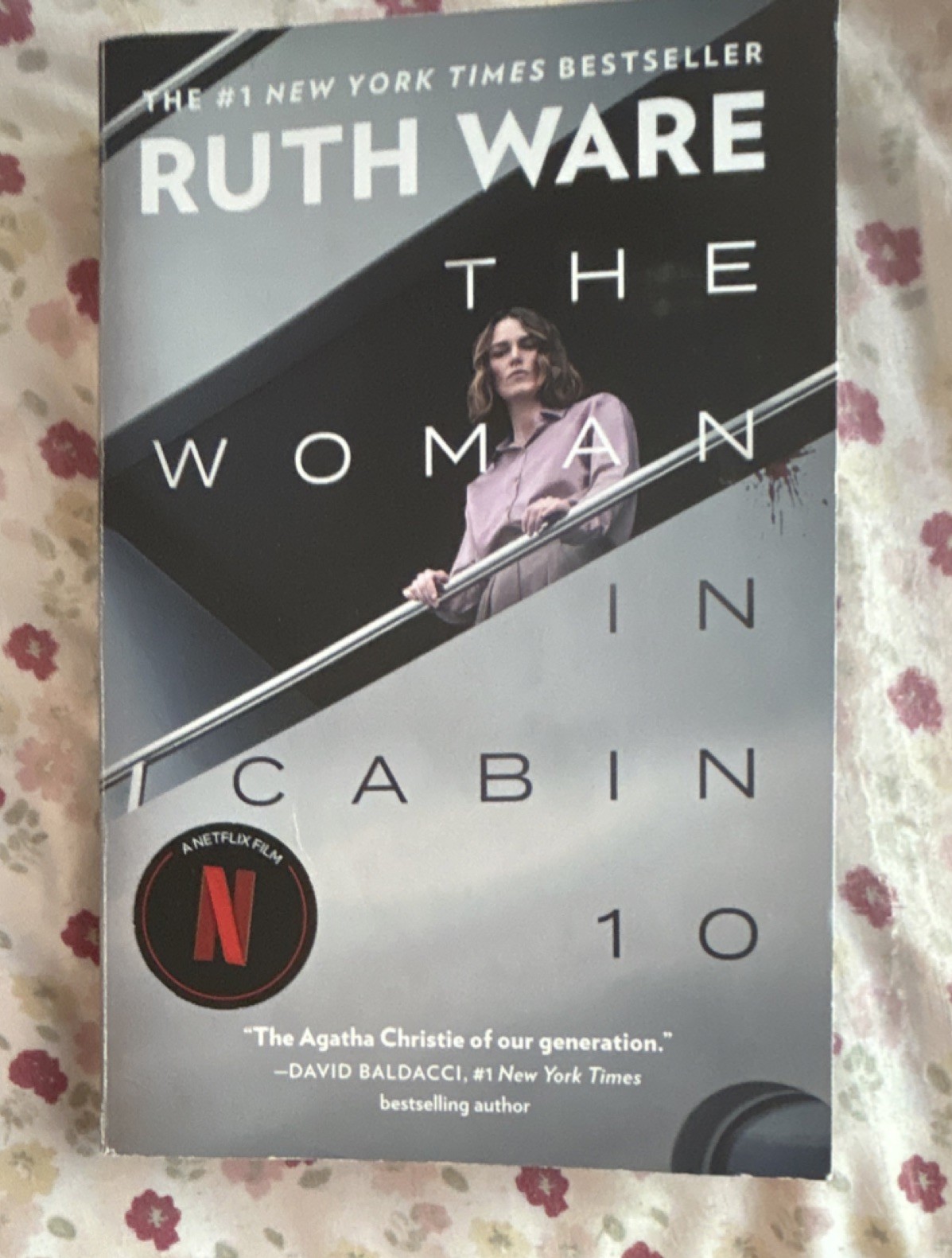 Ruth Ware The Woman in Cabin 10 Thriller Mystery Book Club Edition PB
