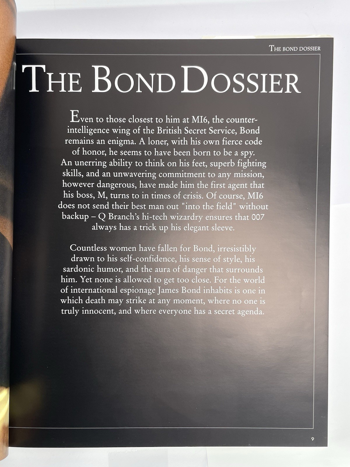 James Bond 007 Photobook 2000 DK 144 pages Greatcondition Printed In Spain