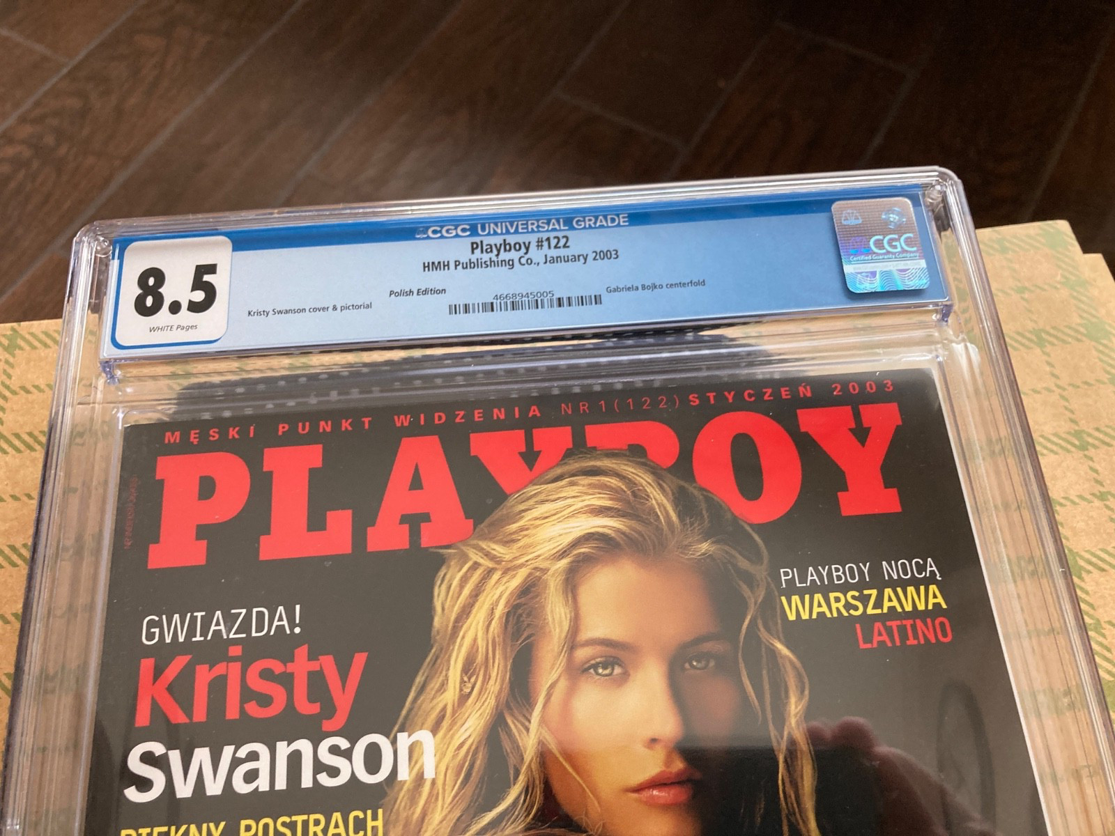 CGC Playboy POLISH JANUARY 2003 Kristy Swanson PLAYBOY POLISH CGC 8.5