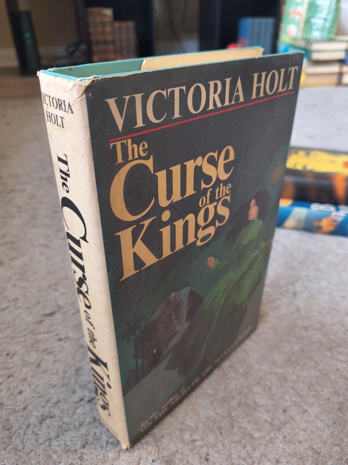 Curse of the Kings by Victoria Holt Doubleday 1973 BCE Vintage
