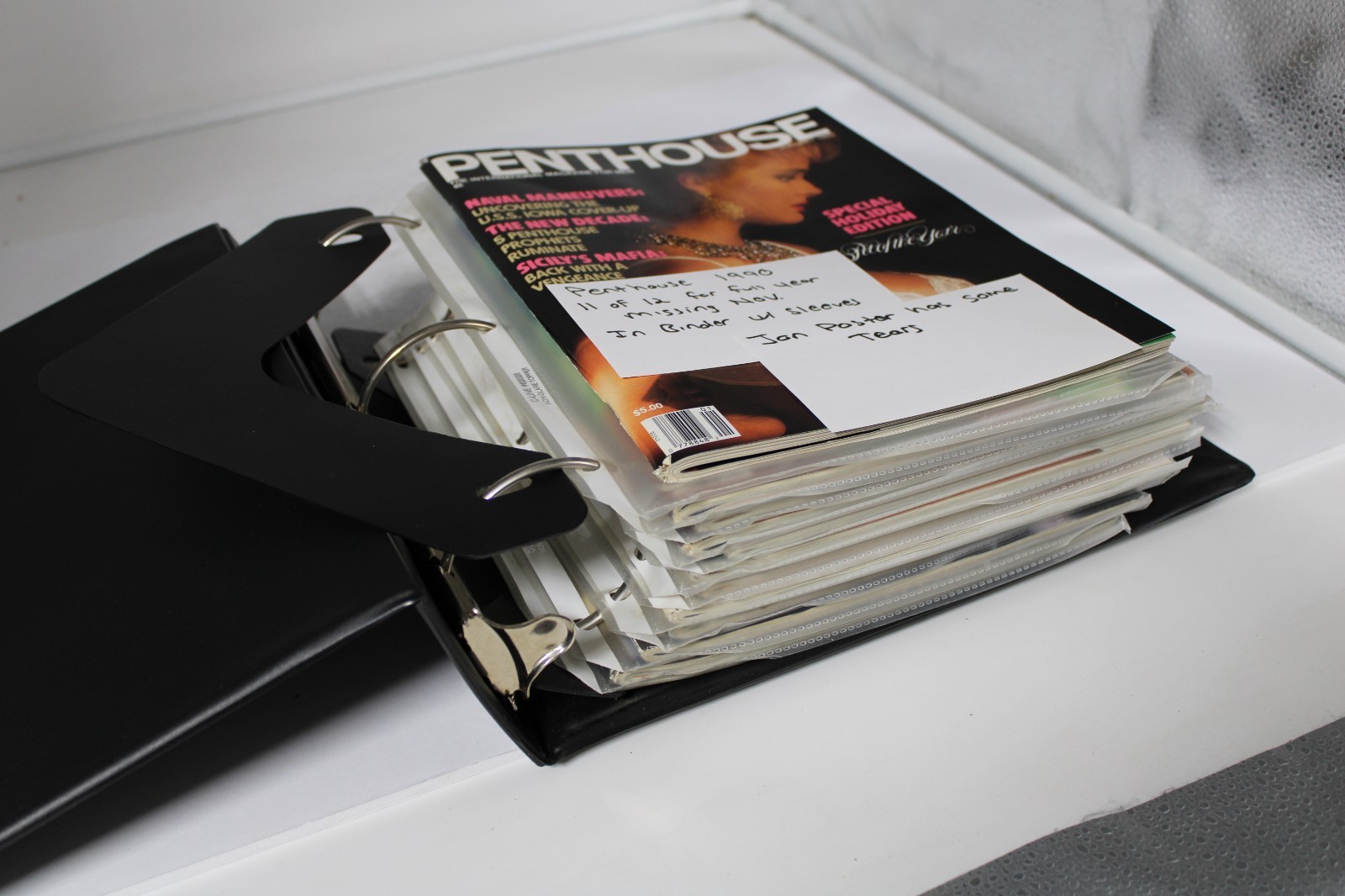 Penthouse Magazine 1990 almost Complete year. Missing Nov, 11 of 12 in binder
