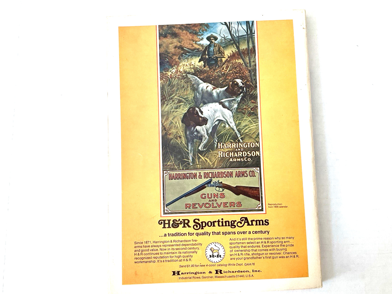 Vintage Guns & Ammo 1976 Annual Bool Special Handgun Issue 336 pages Used